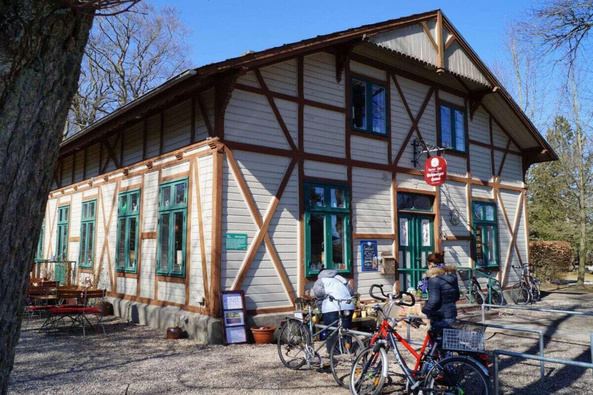 322076-Buitenkant zomer