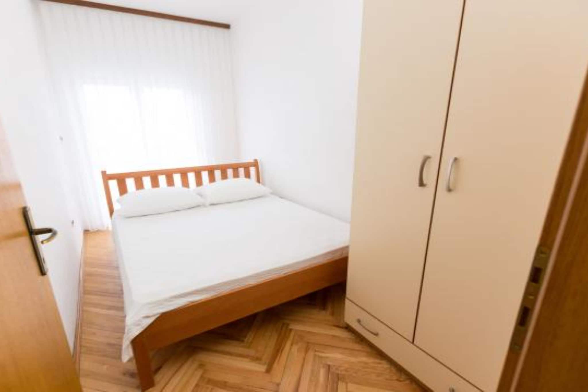 Apartmani Bridić Okrug Donji - Two Bedroom Apartment 1