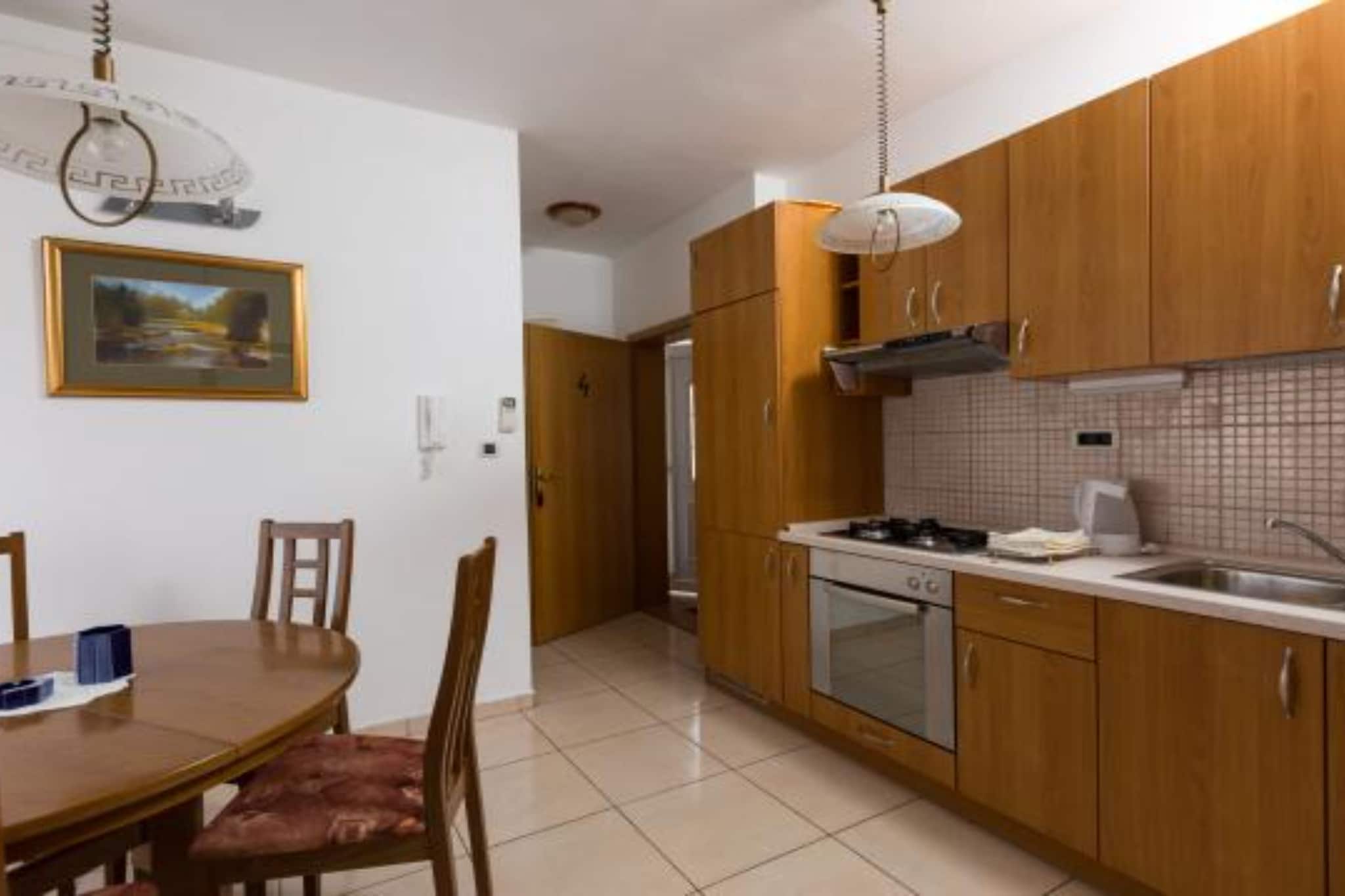 Two Bedroom Apartment 2-Cuisine
