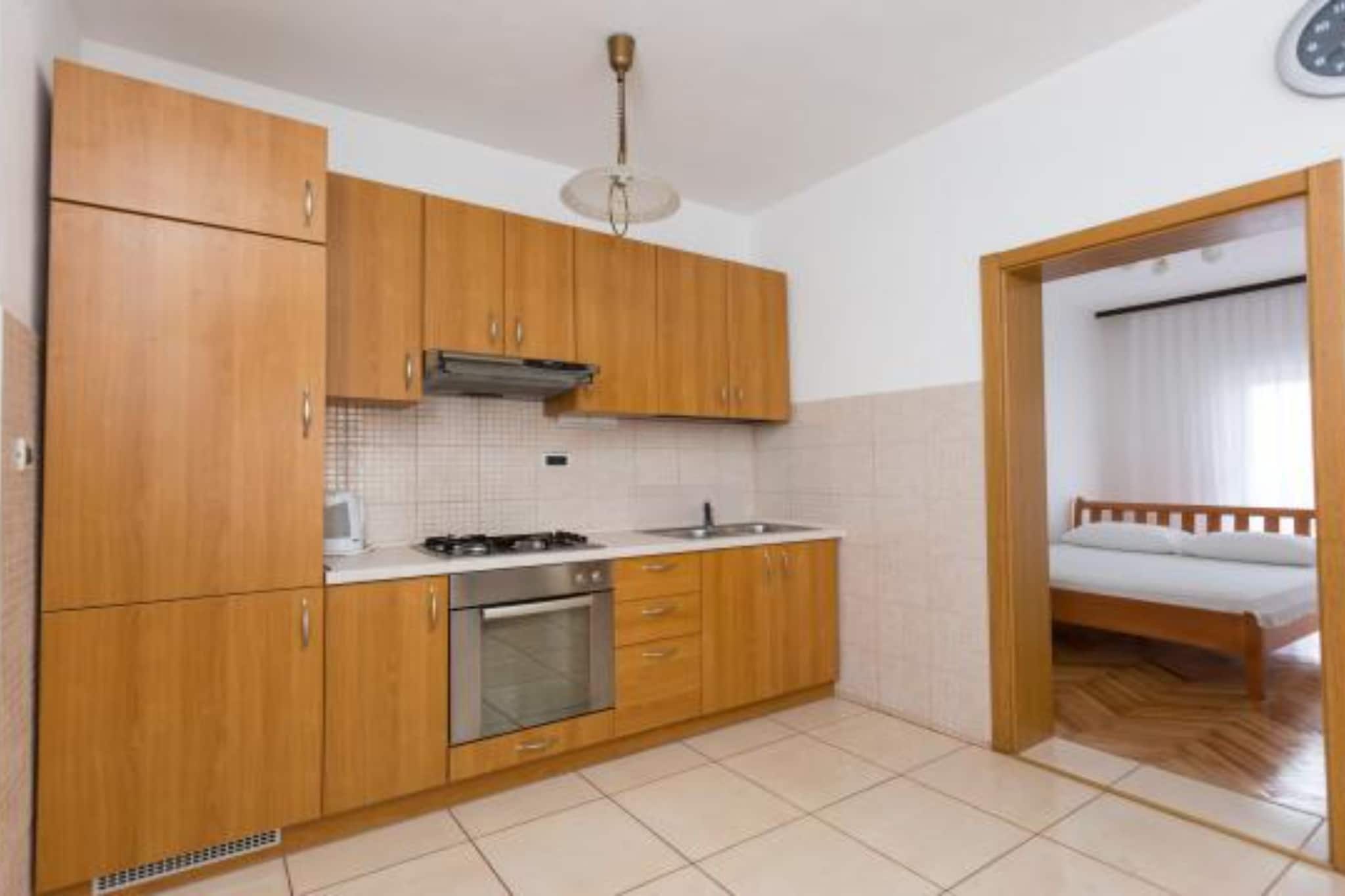 One Bedroom Apartment 6-Kitchen
