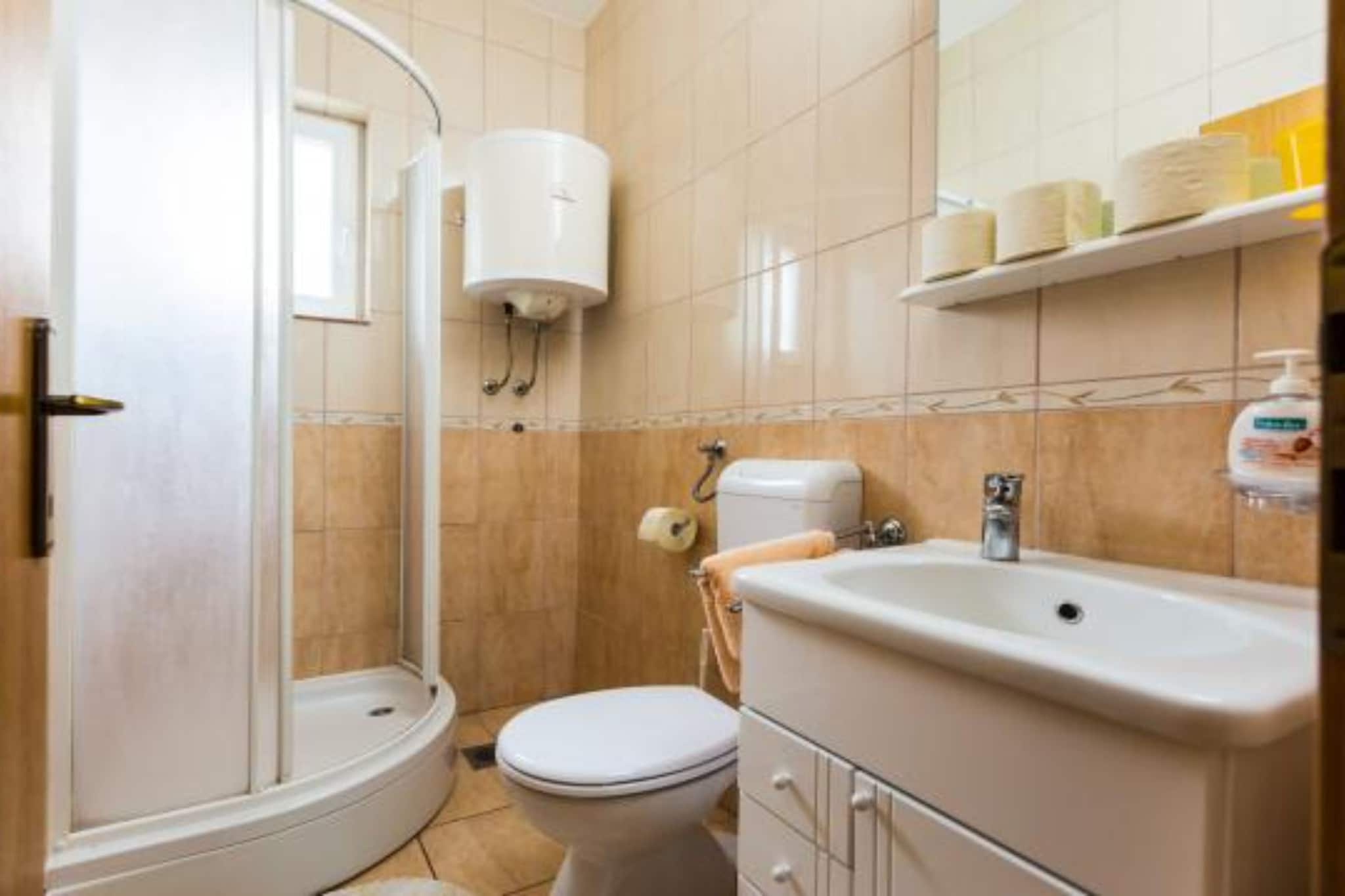 One Bedroom Apartment 6-Kitchen