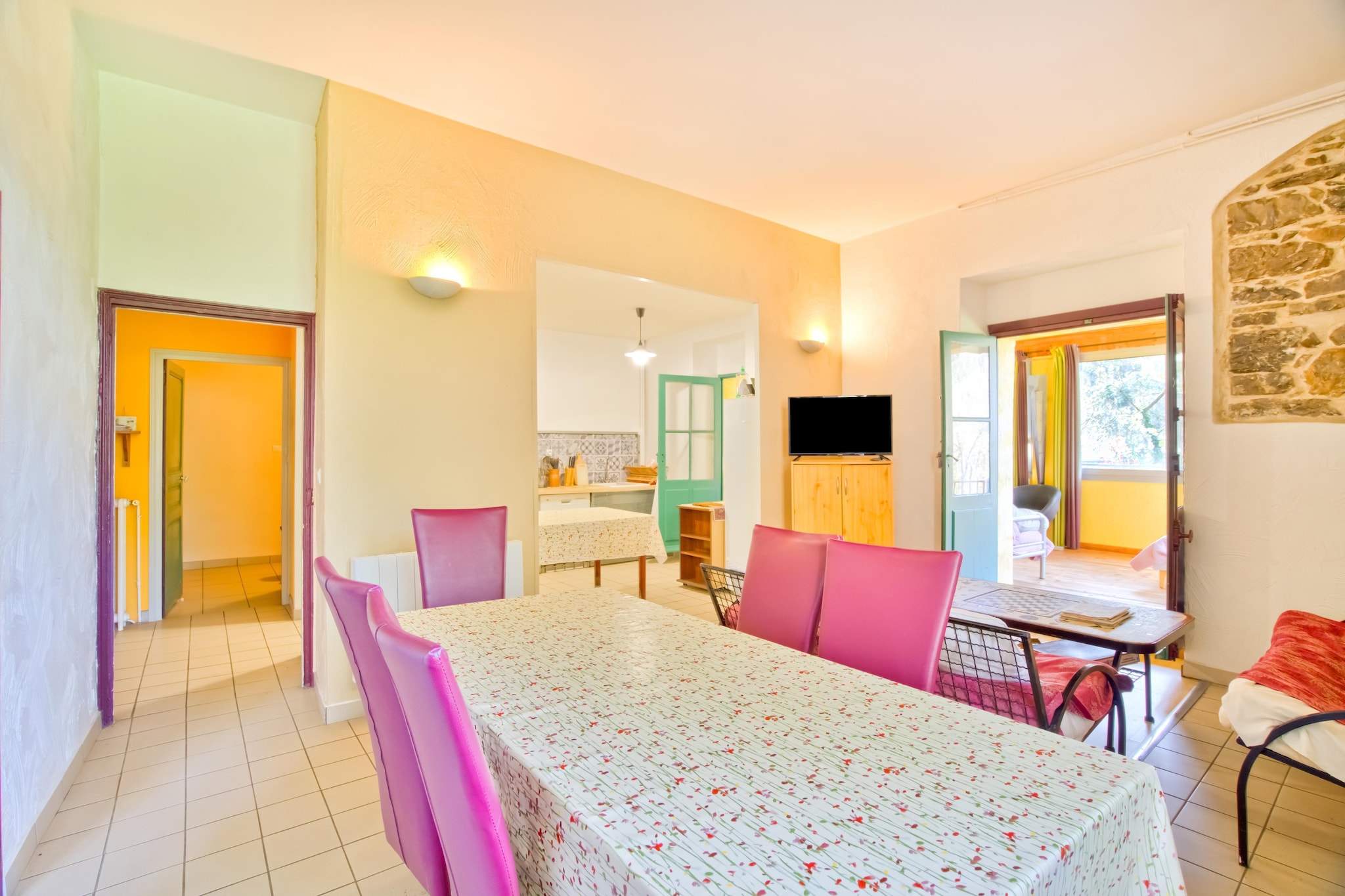 Vintage Retreat by the Vis