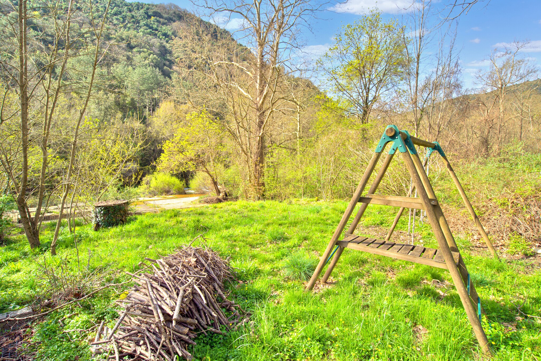 Vintage Retreat by the Vis