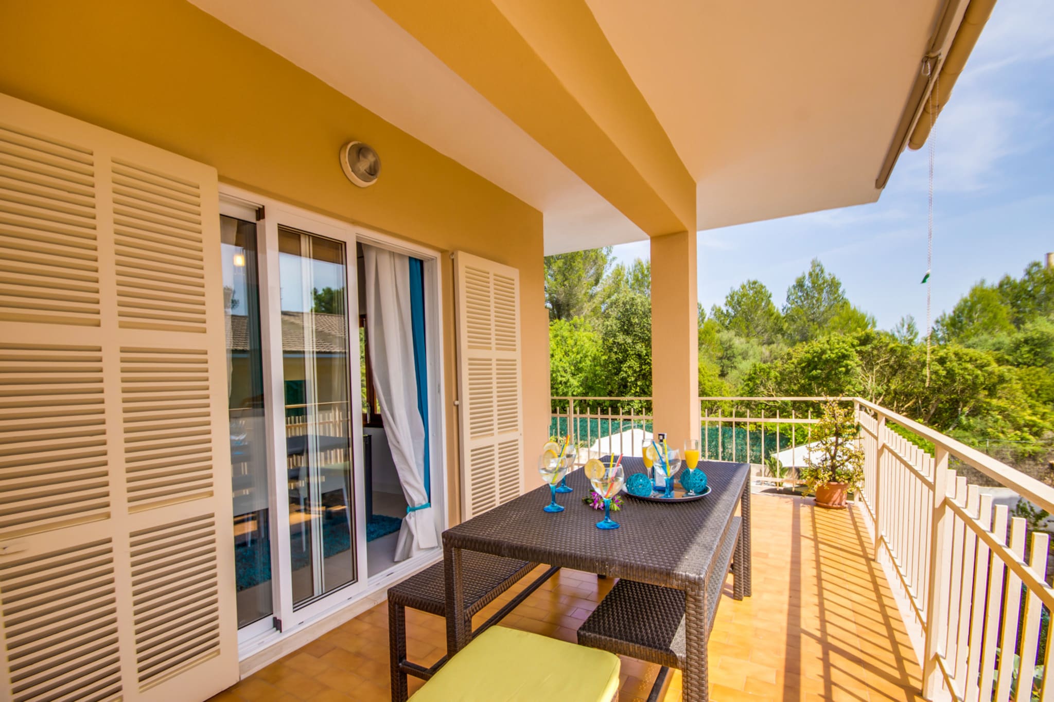 Amapola-Terrace balcony
