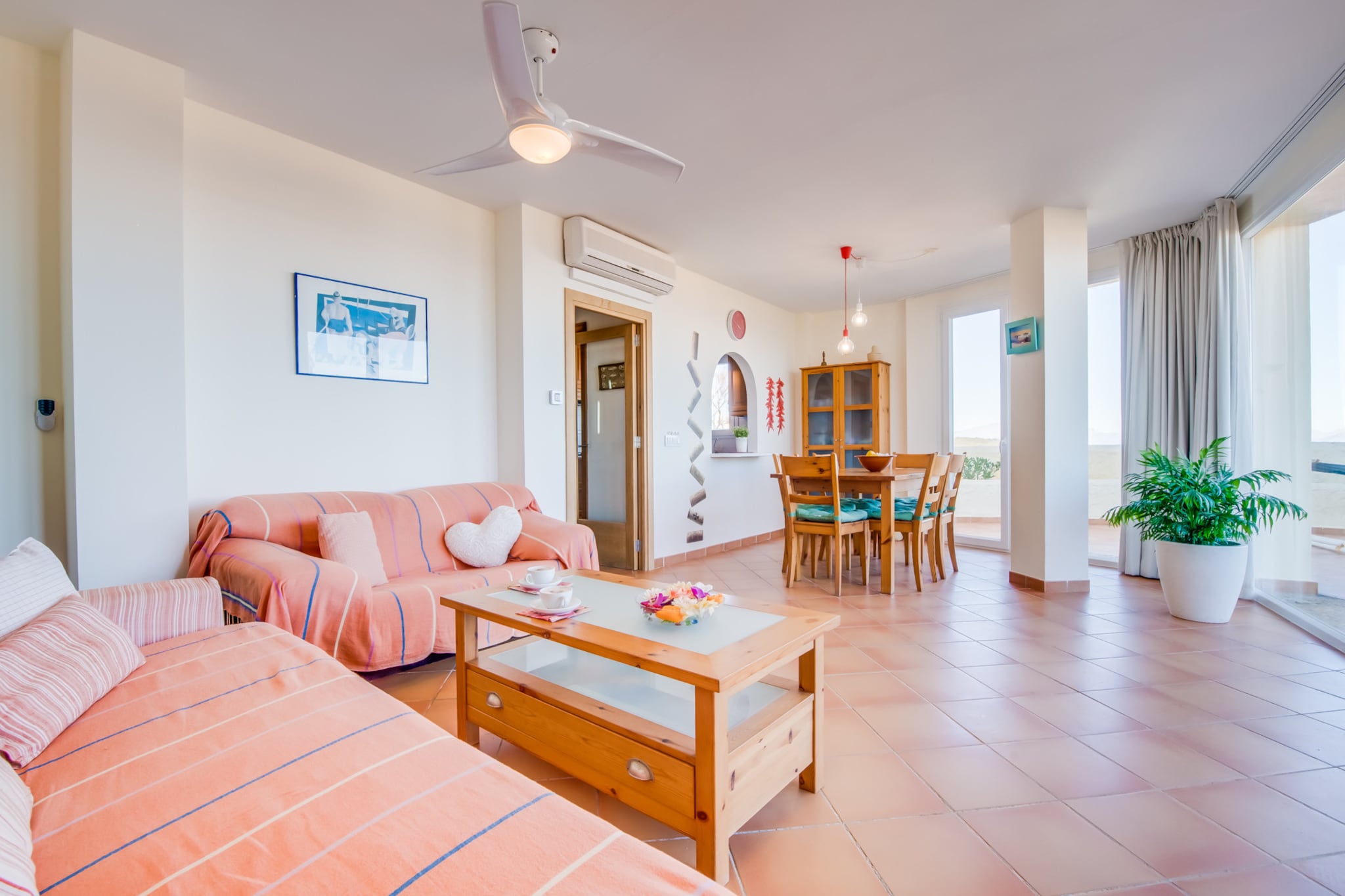 Ca sa Tati-Living room