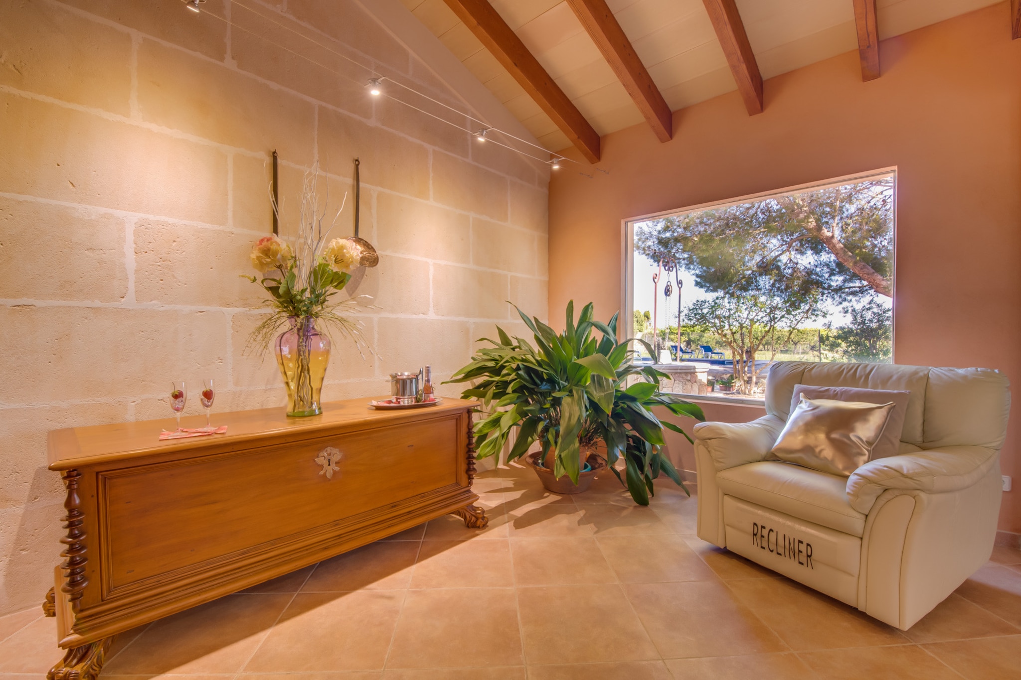 Can Ribas-Salon