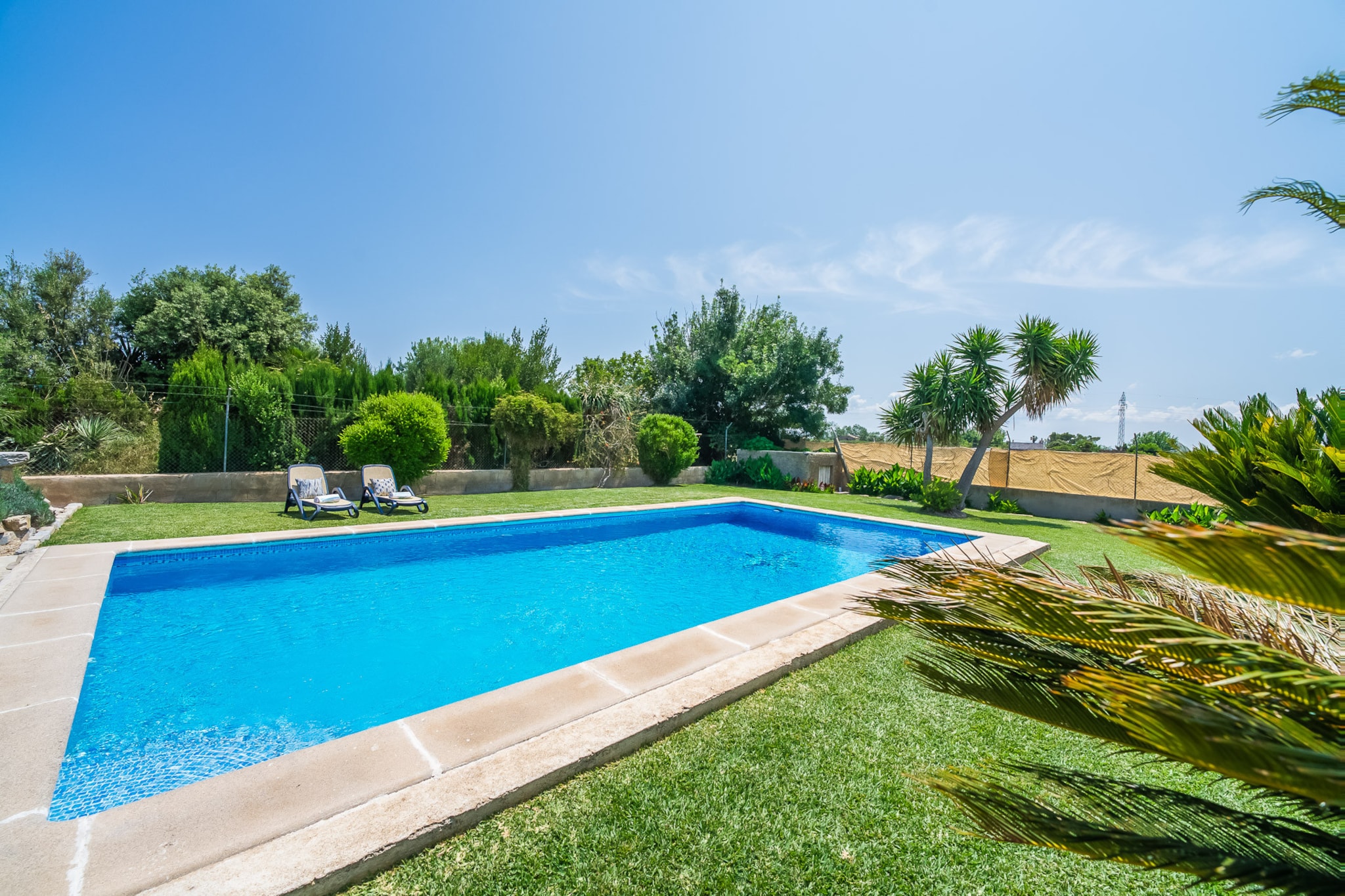 Gomila-Pool