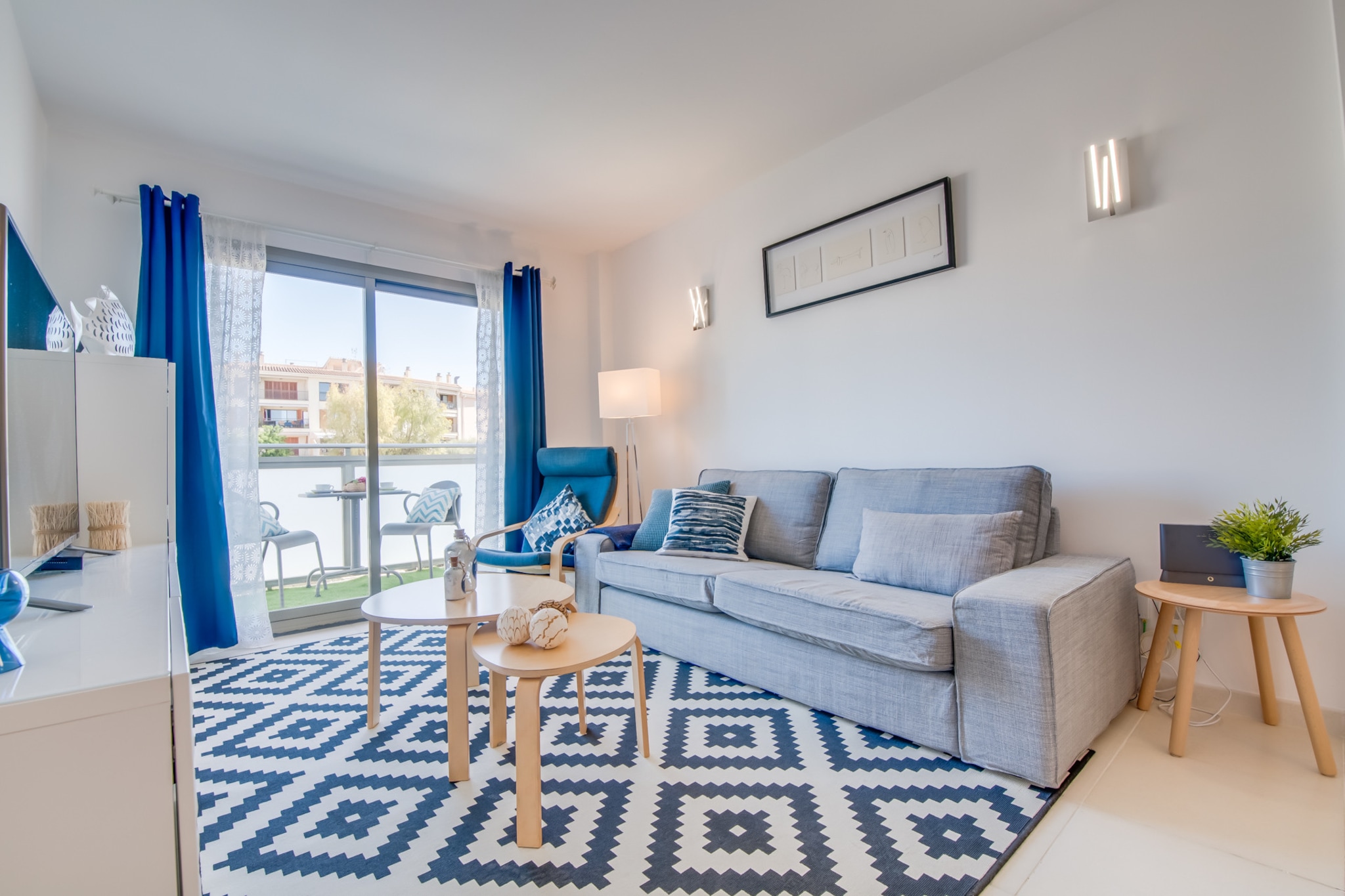 Mar Blau-Living room