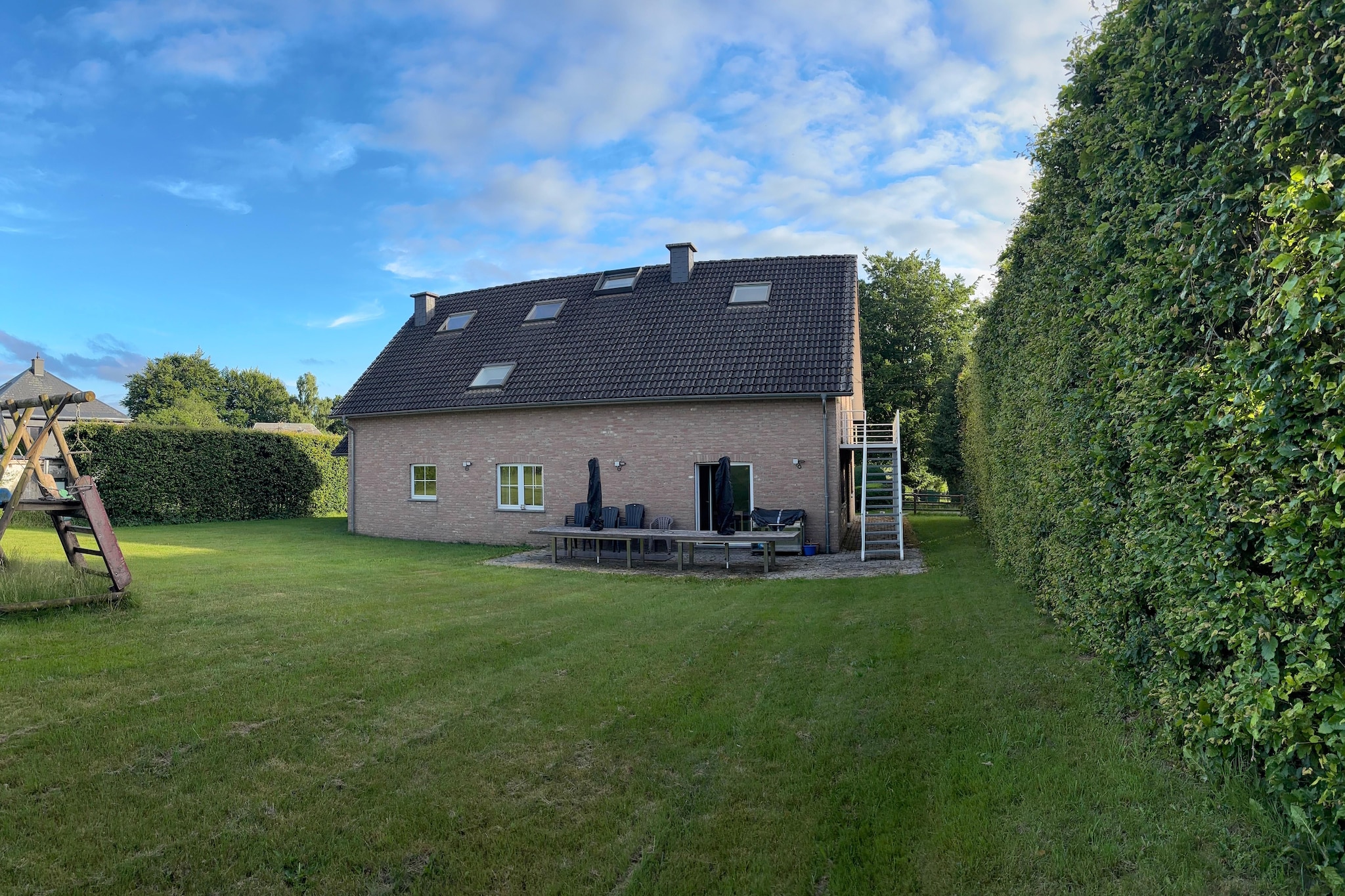 Entre Fagnes et Lac-Buitenkant zomer
