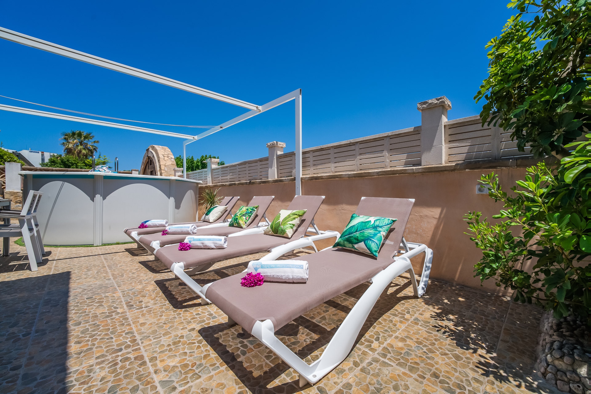Villa Xisco-Terrace