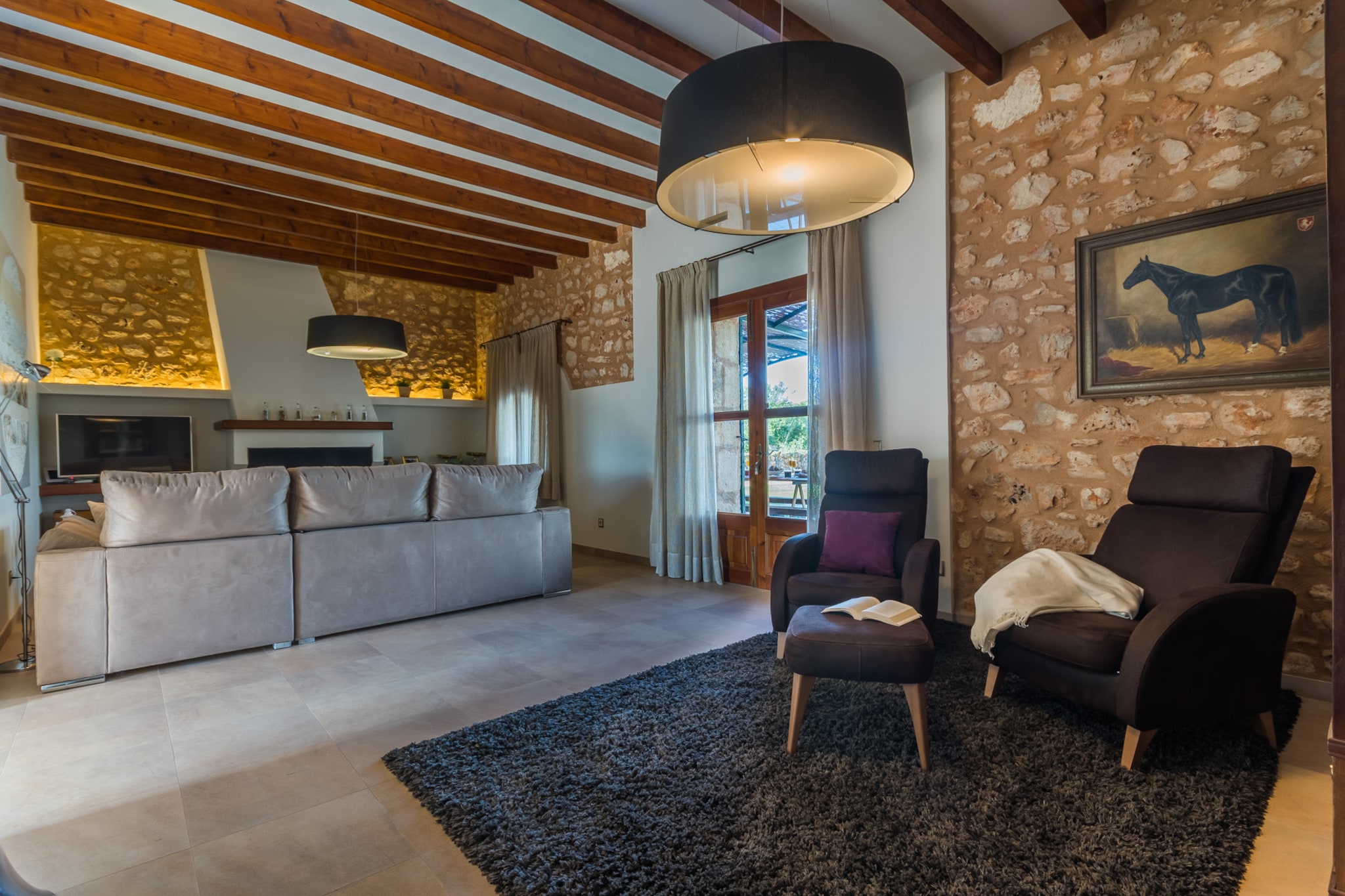 Pleta-Living room