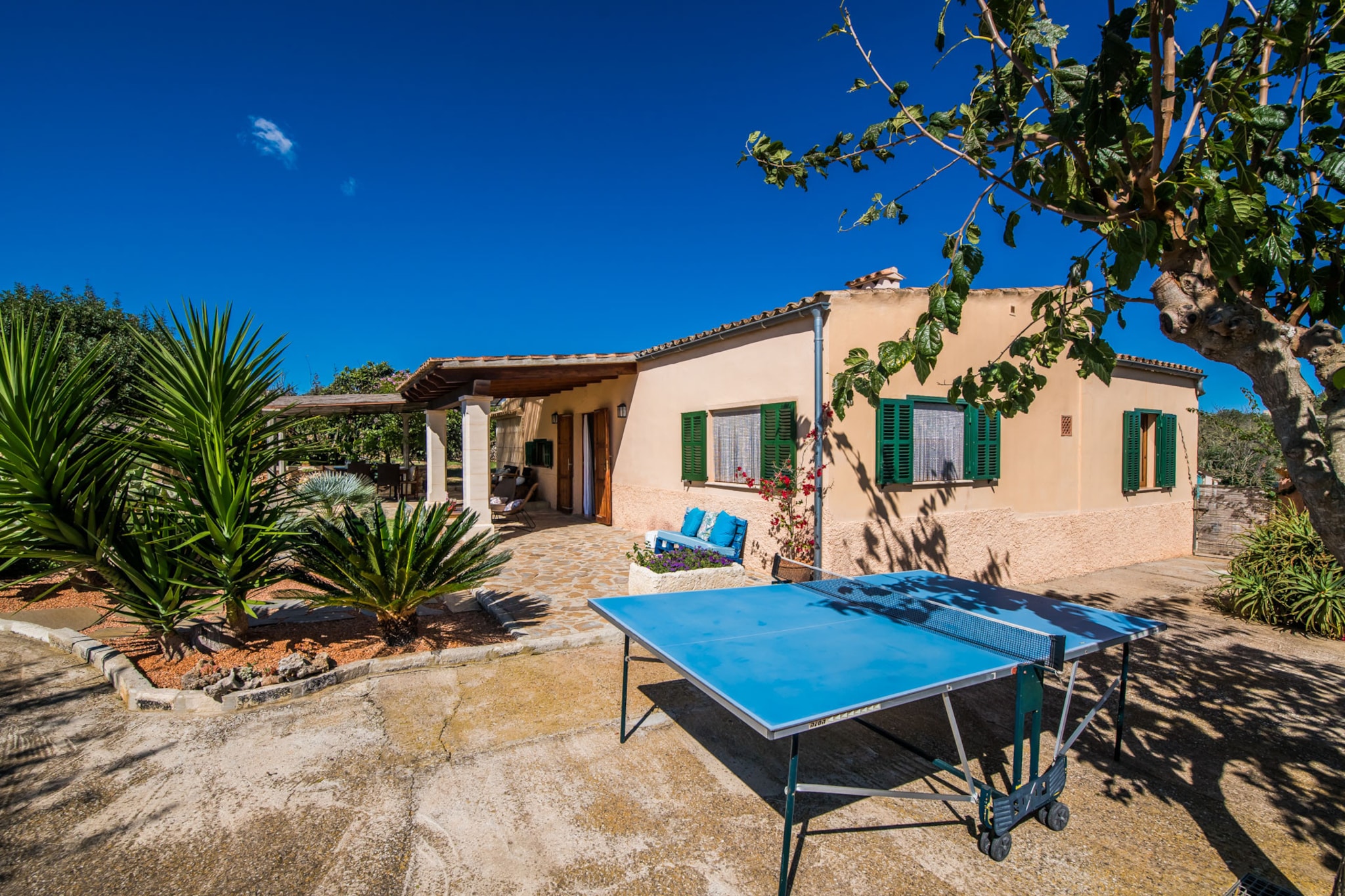 Barranc de Son Fullos-Exterior summer