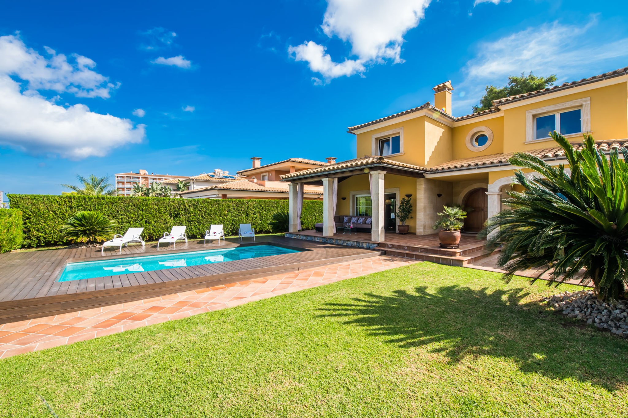 Montelago-Gardens summer