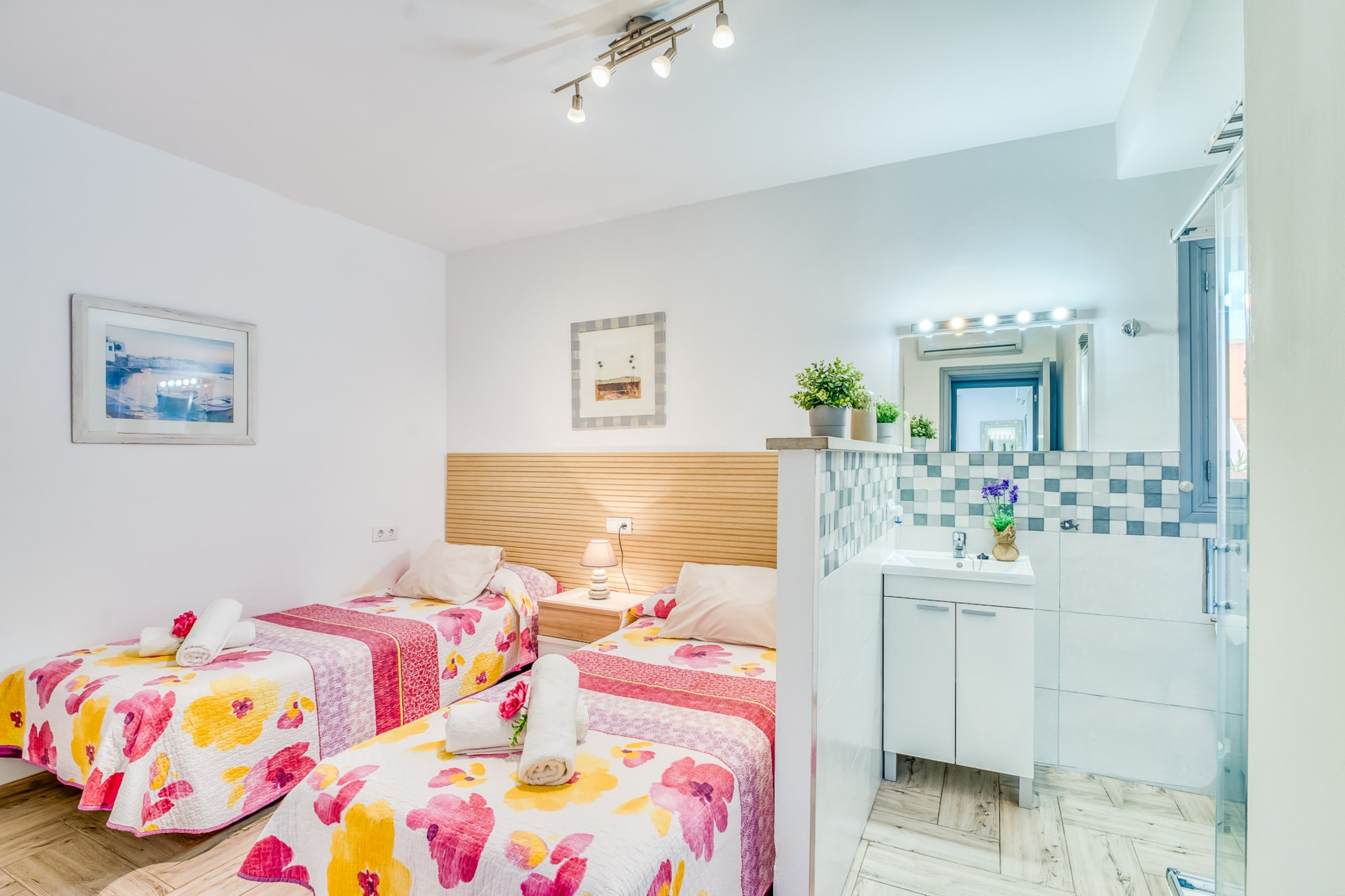 Marvi-Bedroom