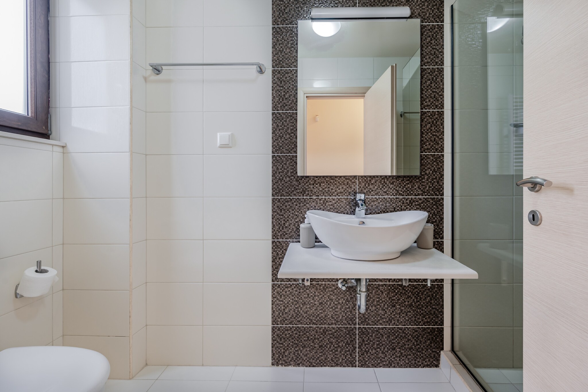 Villa Paris-Bathroom