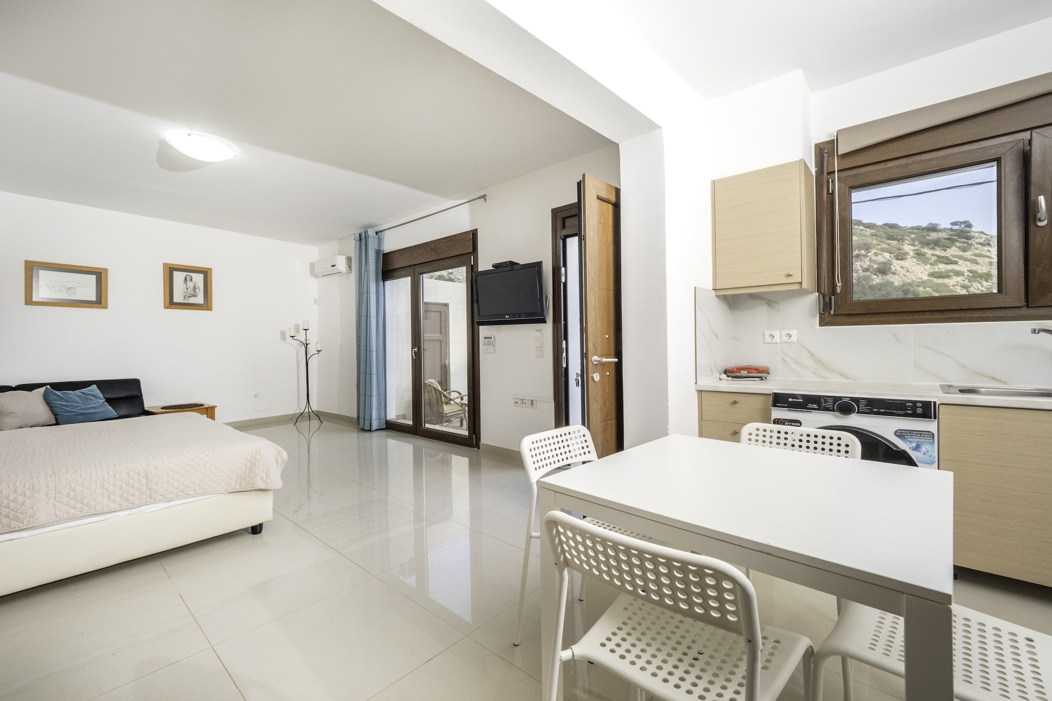 Studio Nikos
