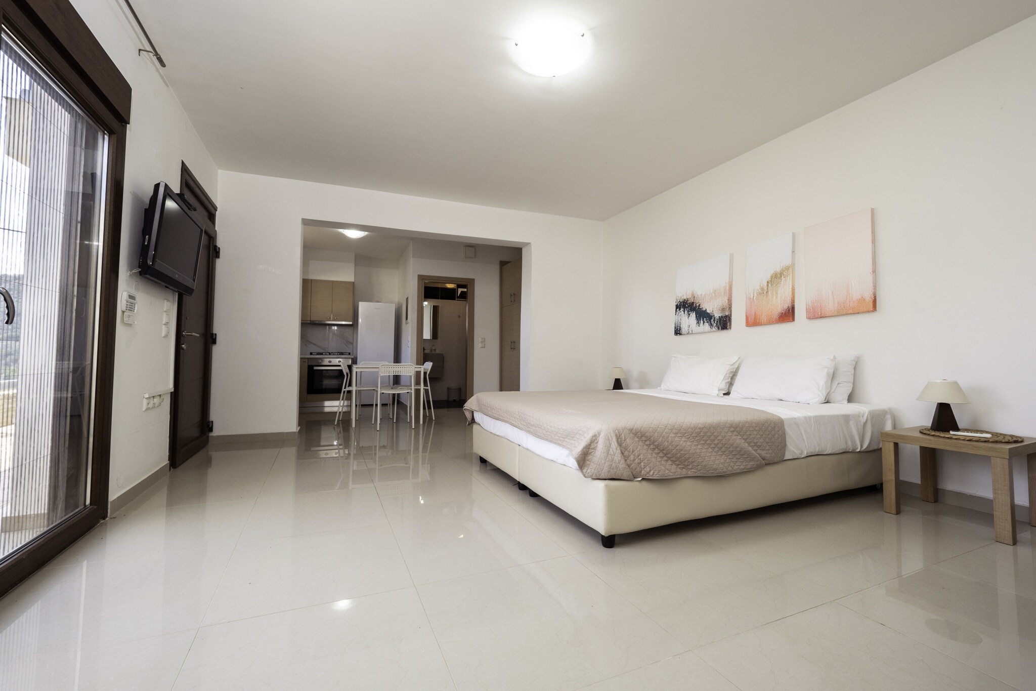 Studio Paris-Bedroom
