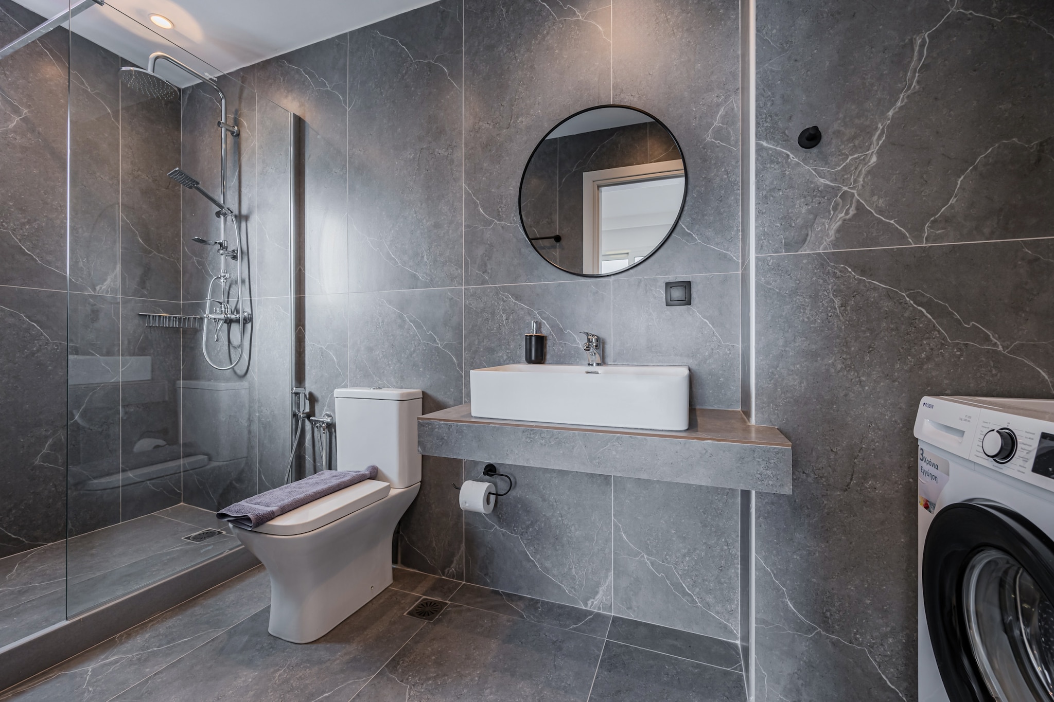 Mythos 8-Badkamer