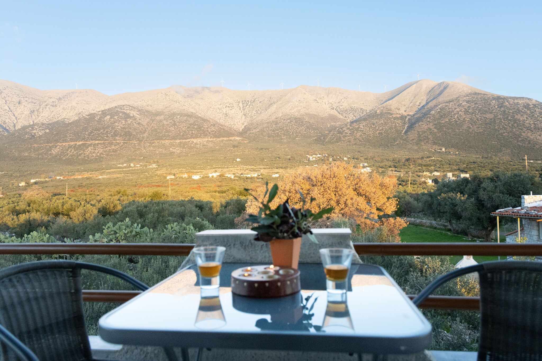 Mani Tigani View-Extérieur