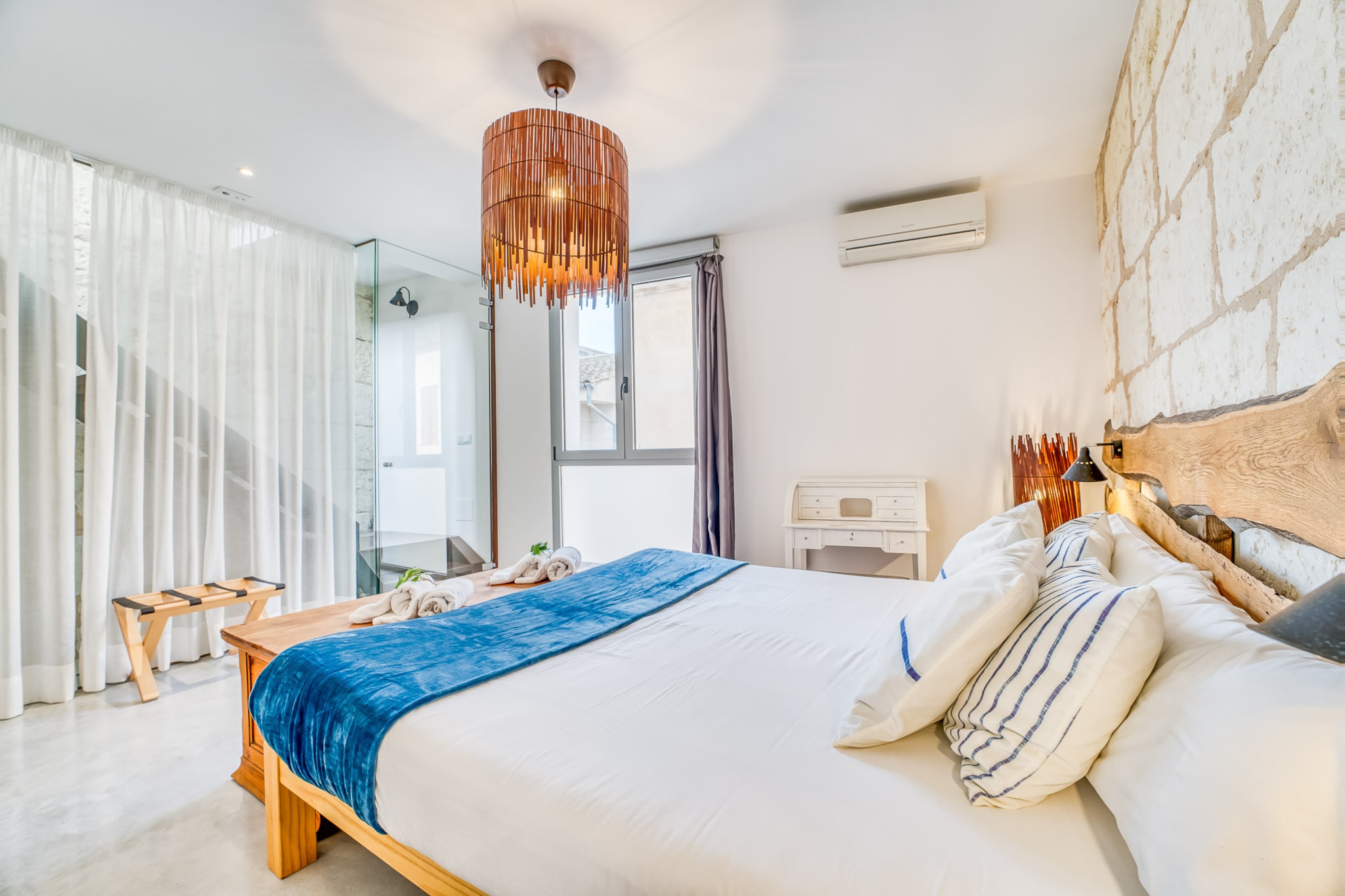 Mercat 16-Bedroom