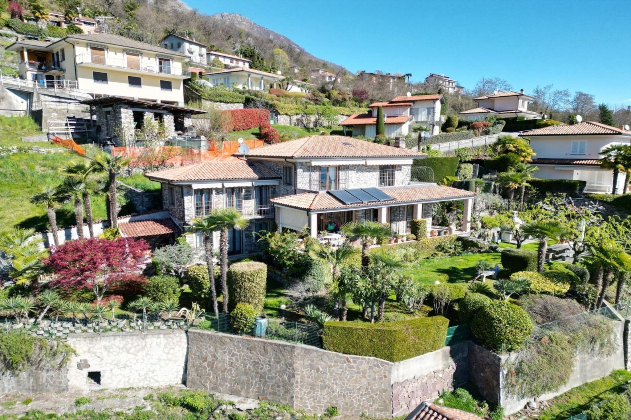 Villa Gonte-Buitenkant zomer