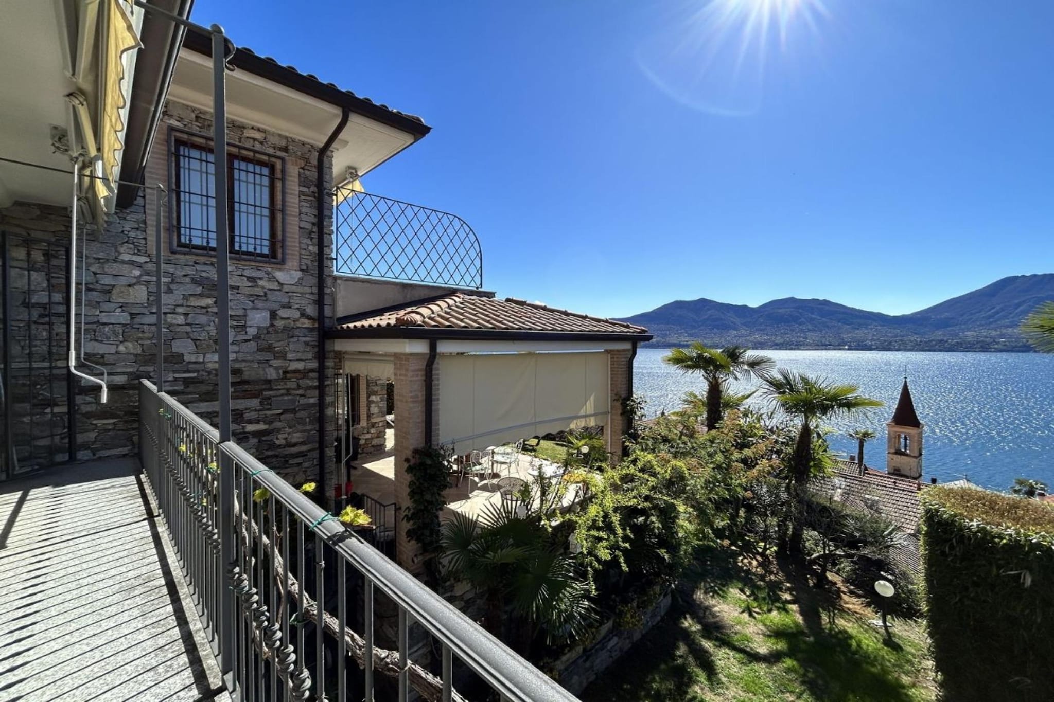 Villa Gonte-Uitzicht zomer