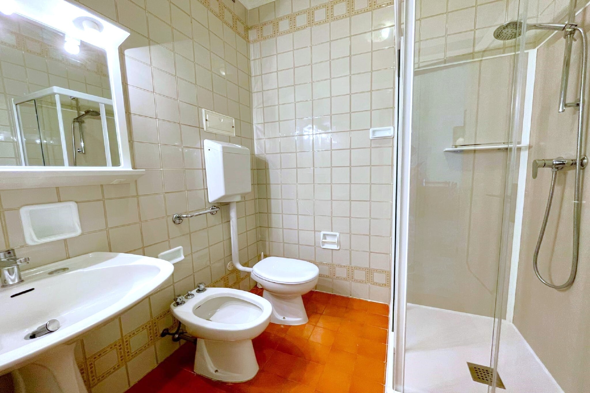 Jolly 12-Badkamer