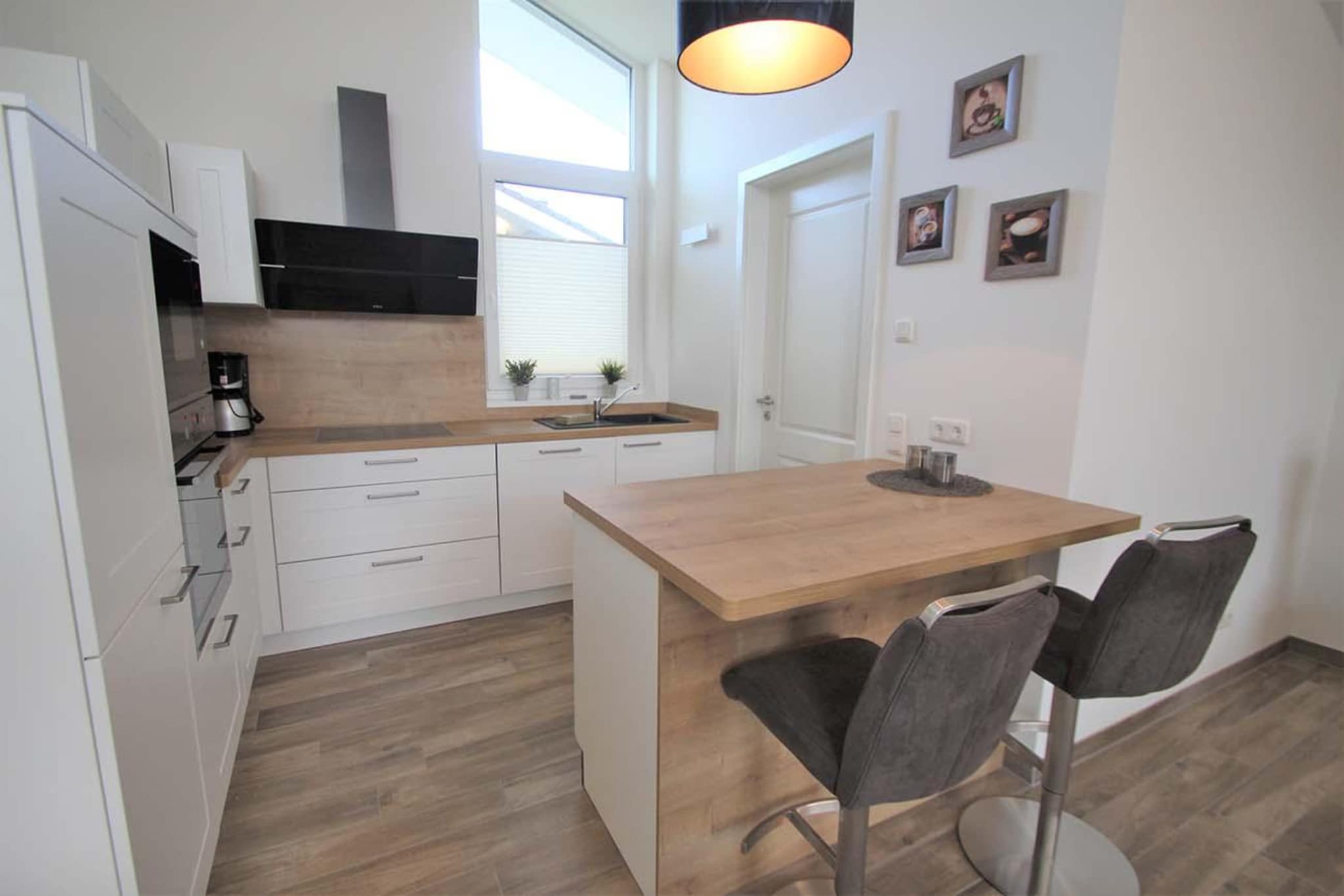 Ground floor: (open kitchen(hob(4 ring stoves, ceramic), electric kettle, toaster, coffee machine, oven, microwave, dishwasher, fridge(+ freezer)), Living/diningroom(TV(satellite), dining table, fireplace, seating area), bedroom(single bed, single bed), bedroom(double bed), bathroom(Bubble bath, shower, sauna(private), washbasin, toilet), storage)\n\ntumble dryer(shared with other guests, paid), washing machine(shared with other guests, paid), heating(electric), air conditioning, terrace, garden, garden furniture, sun loungers, BBQ(charcoal), parking, swimming pool(shared with other guests, paid), high chair, baby crib(paid), Towels/Sheets (extra fee)