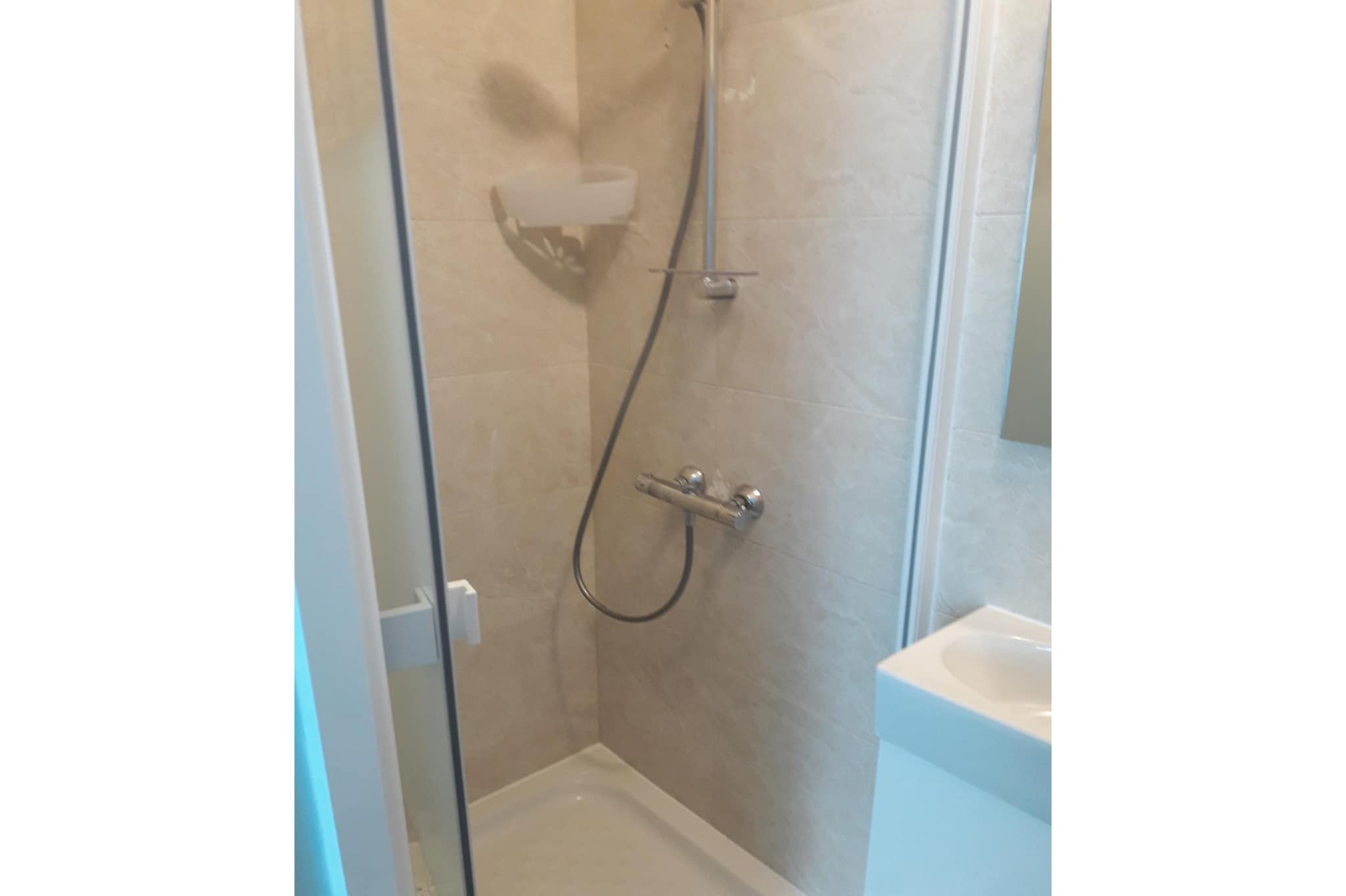 Apartamento con terraza 705 - Salle de bain