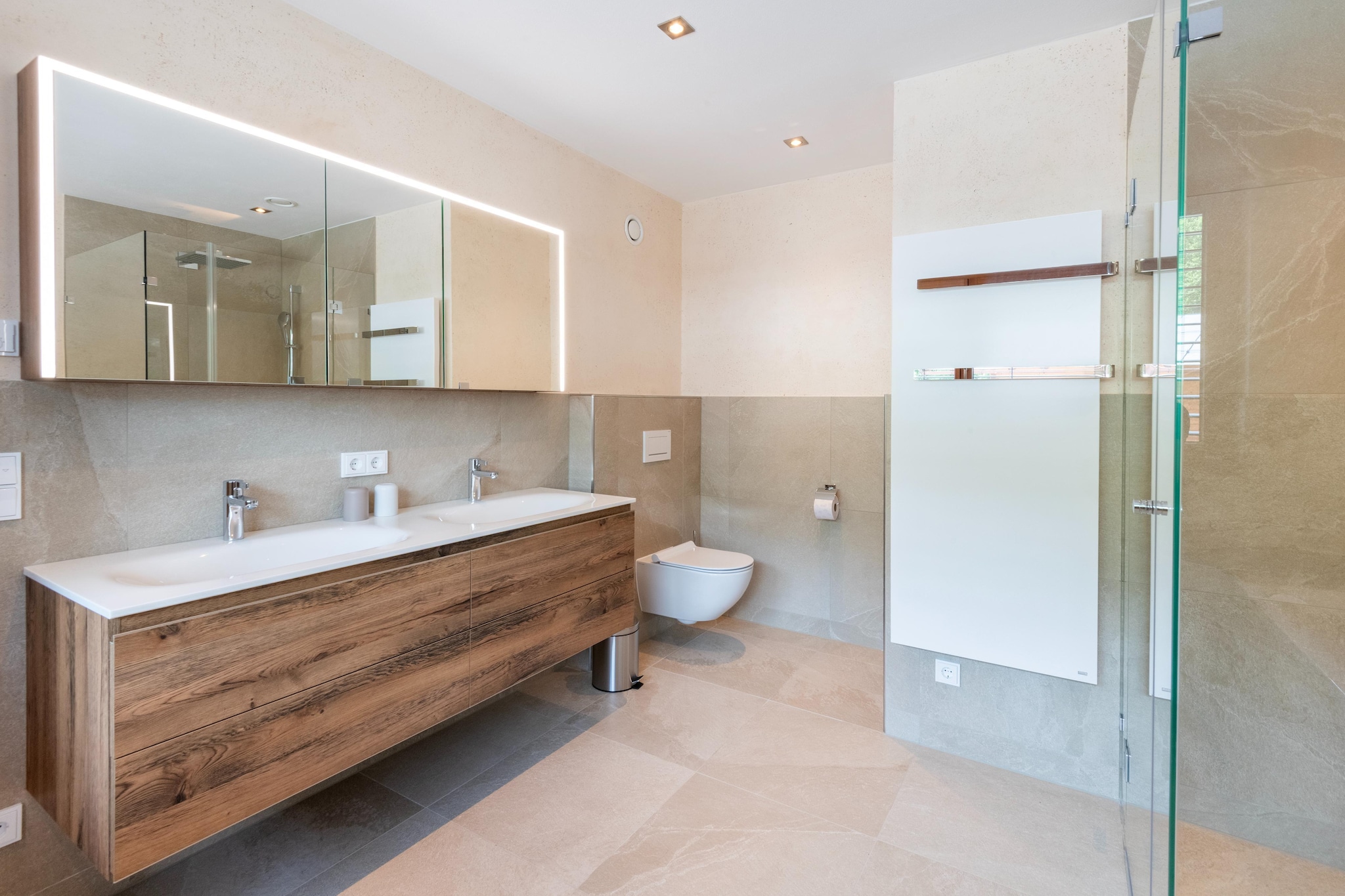 Penthouse Fuchs 2-Badkamer
