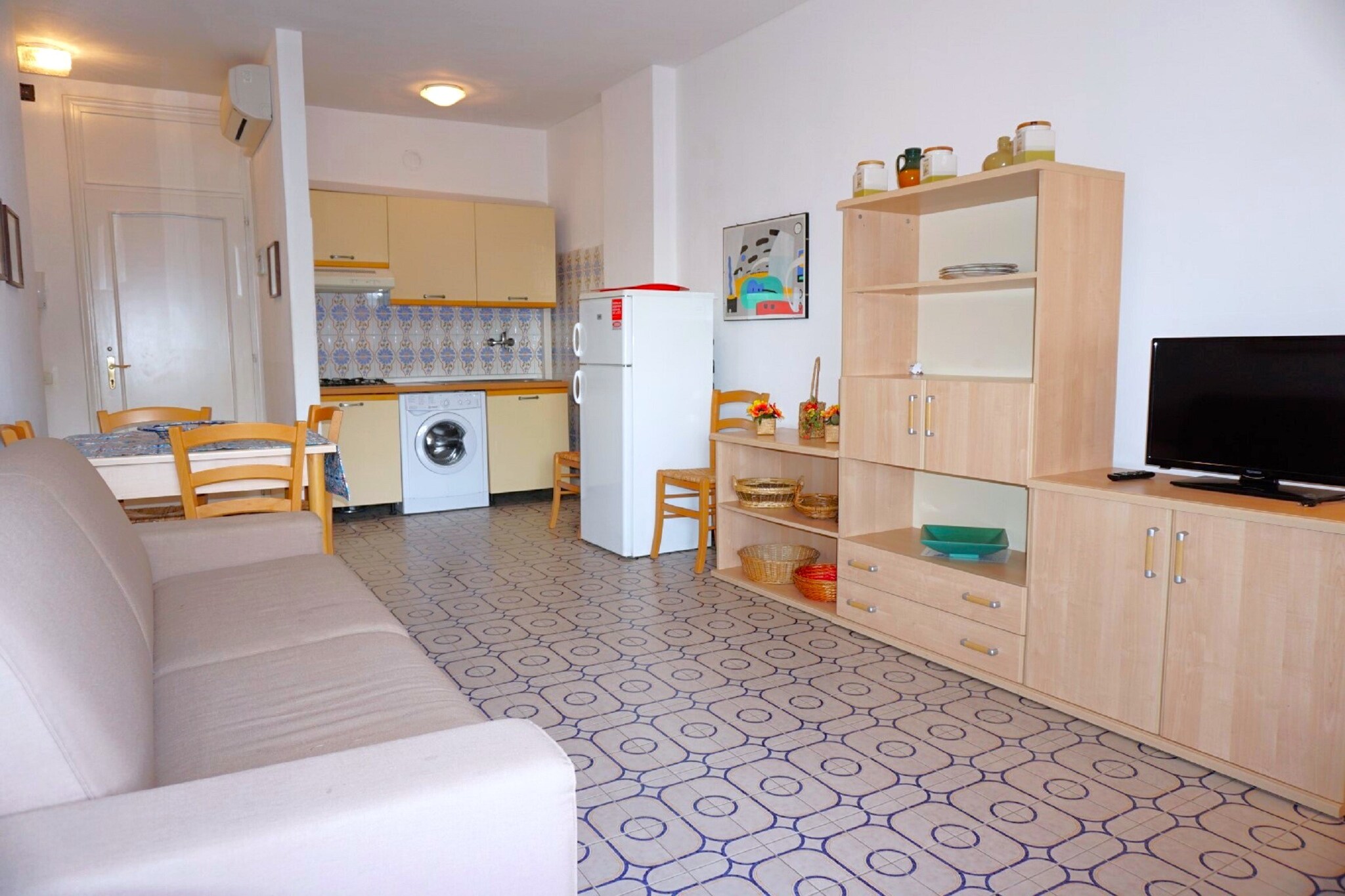 On the 1st floor: (Living room(double sofa bed, TV, dining table, seating area), open kitchen(hob, hood, fridge, washbasin, washing machine), bedroom(single bed, double bed), bathroom(shower, washbasin, toilet, bidet), air conditioning, terrace(private))\n\ngarden(shared with other guests), parking, swimming pool(shared with other guests, outside, opened from May upto and including Sep)