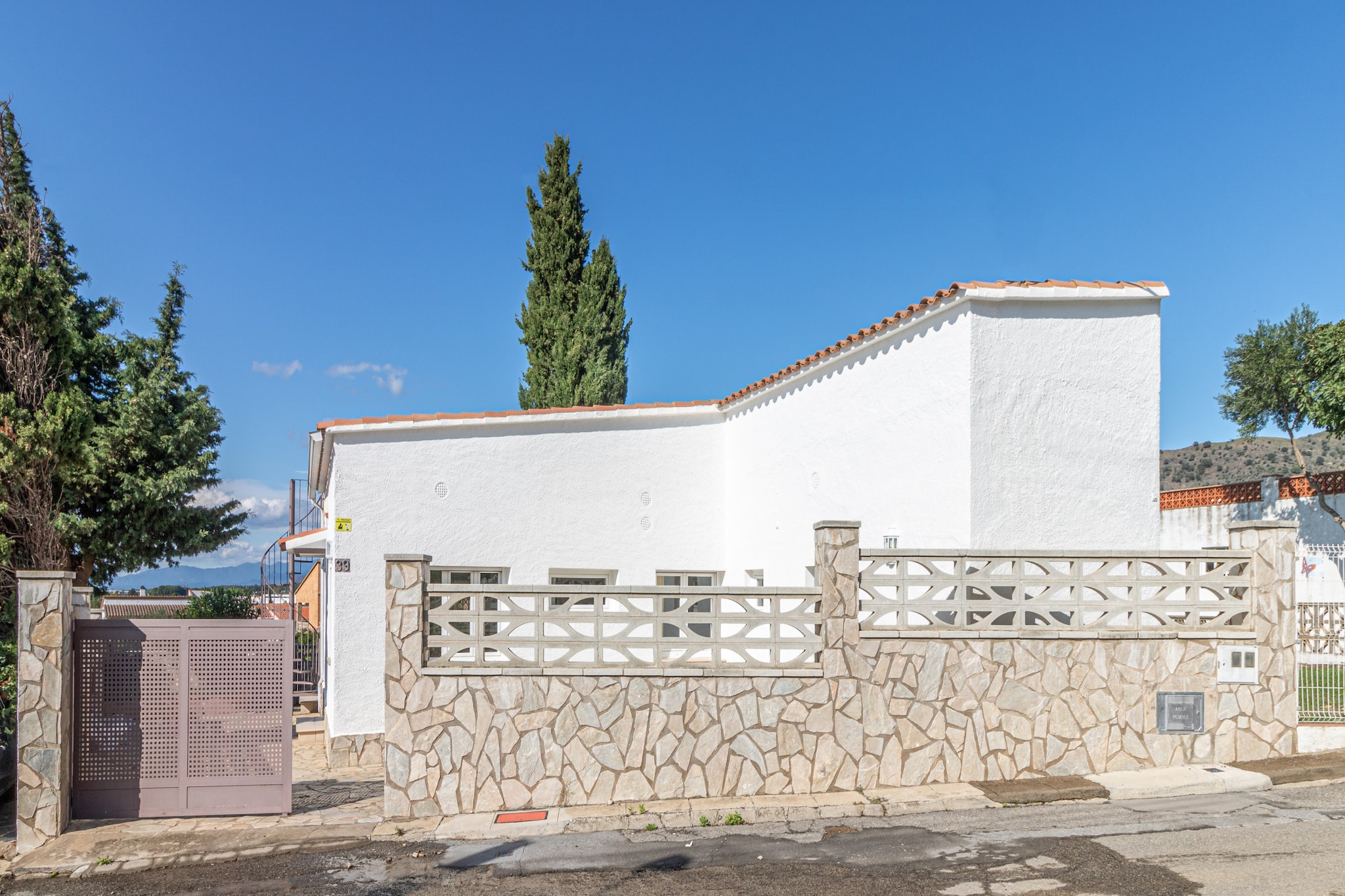 2029-GRECS 39-Buitenlucht