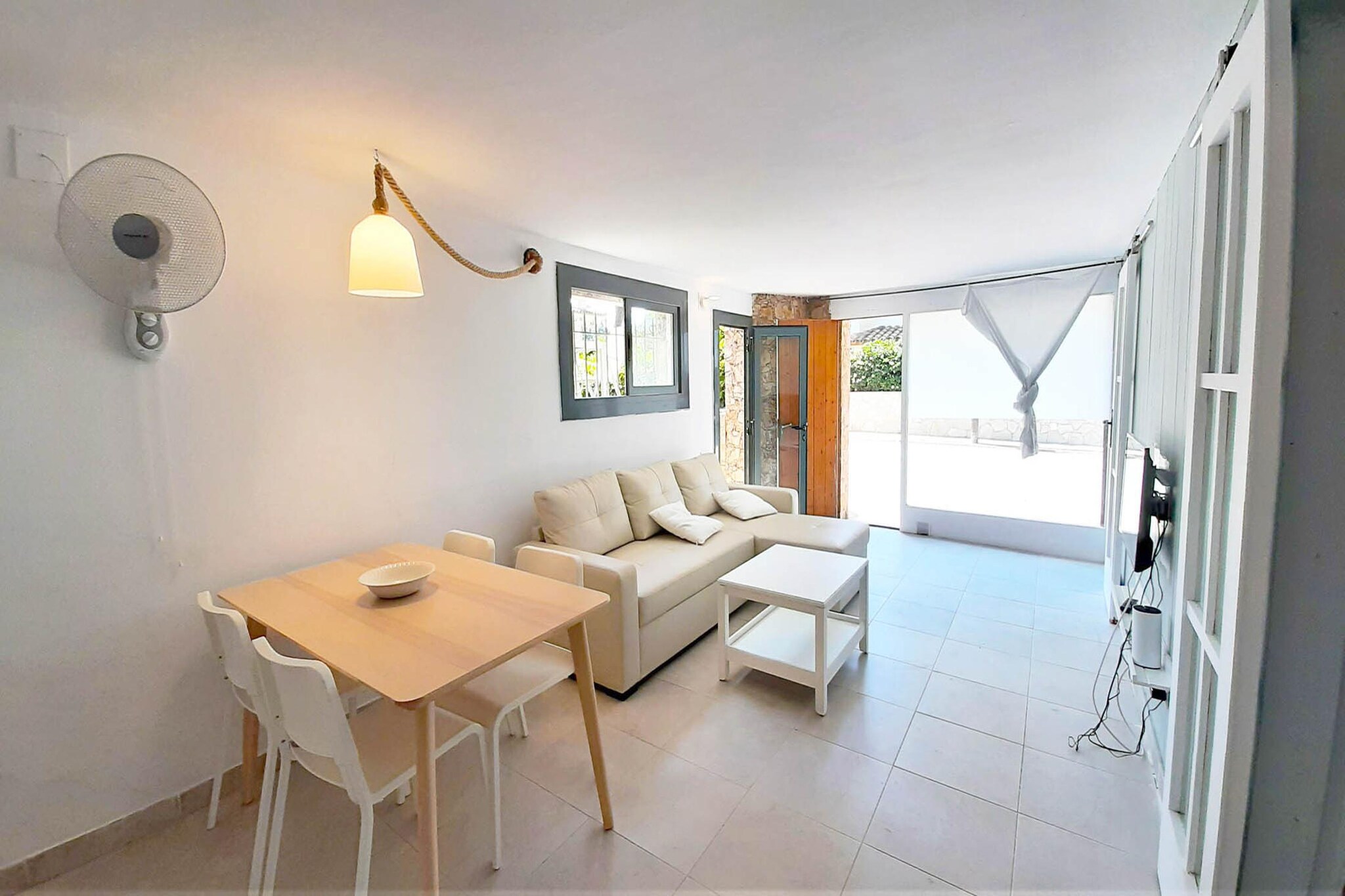 Gregal-Dining room