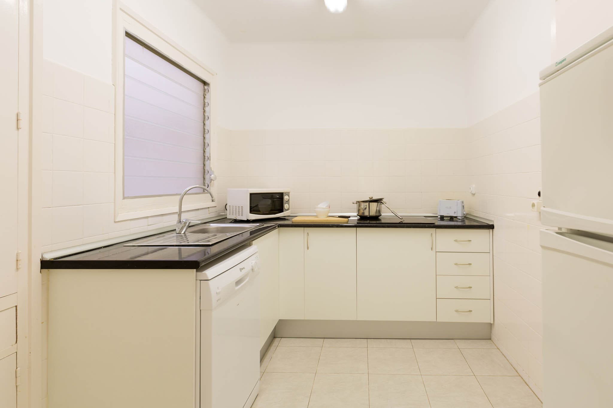 Mar Sol 1-Kitchen
