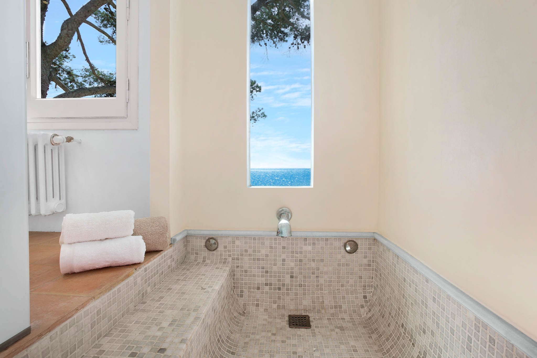 Marineda-Bathroom