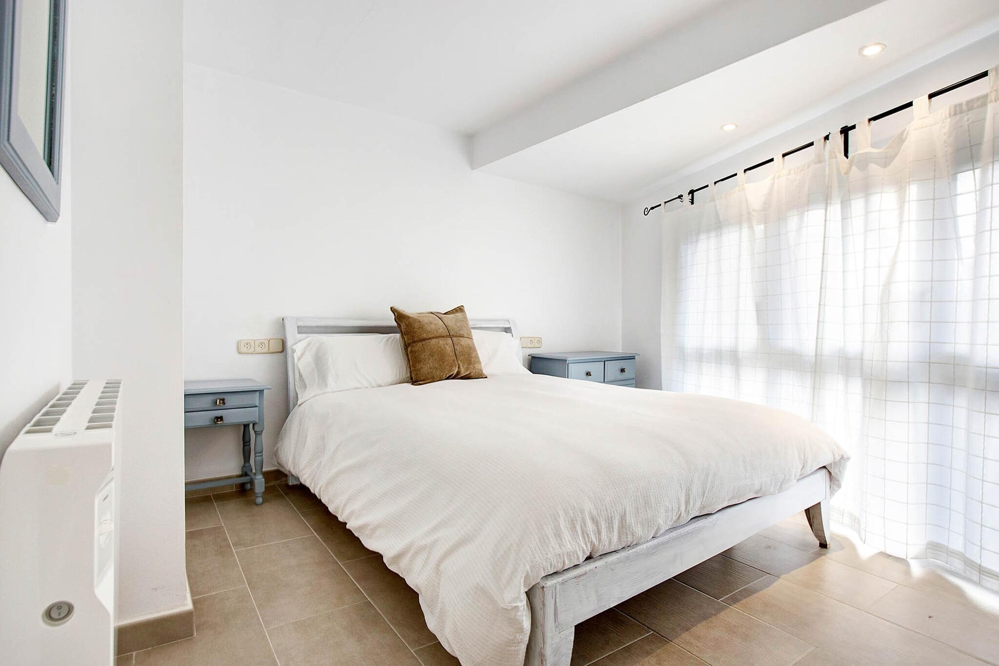 Martinez-Bedroom