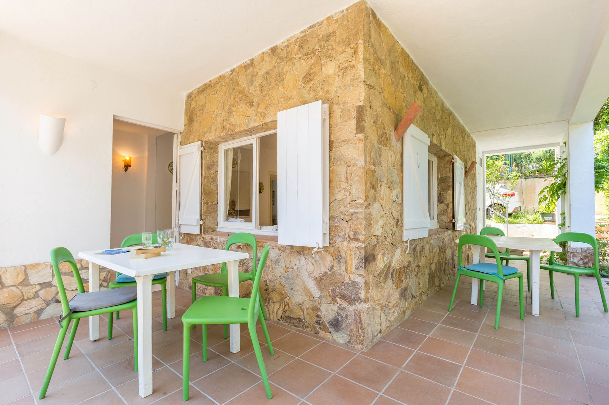 Pandora  Pl.-Terrace