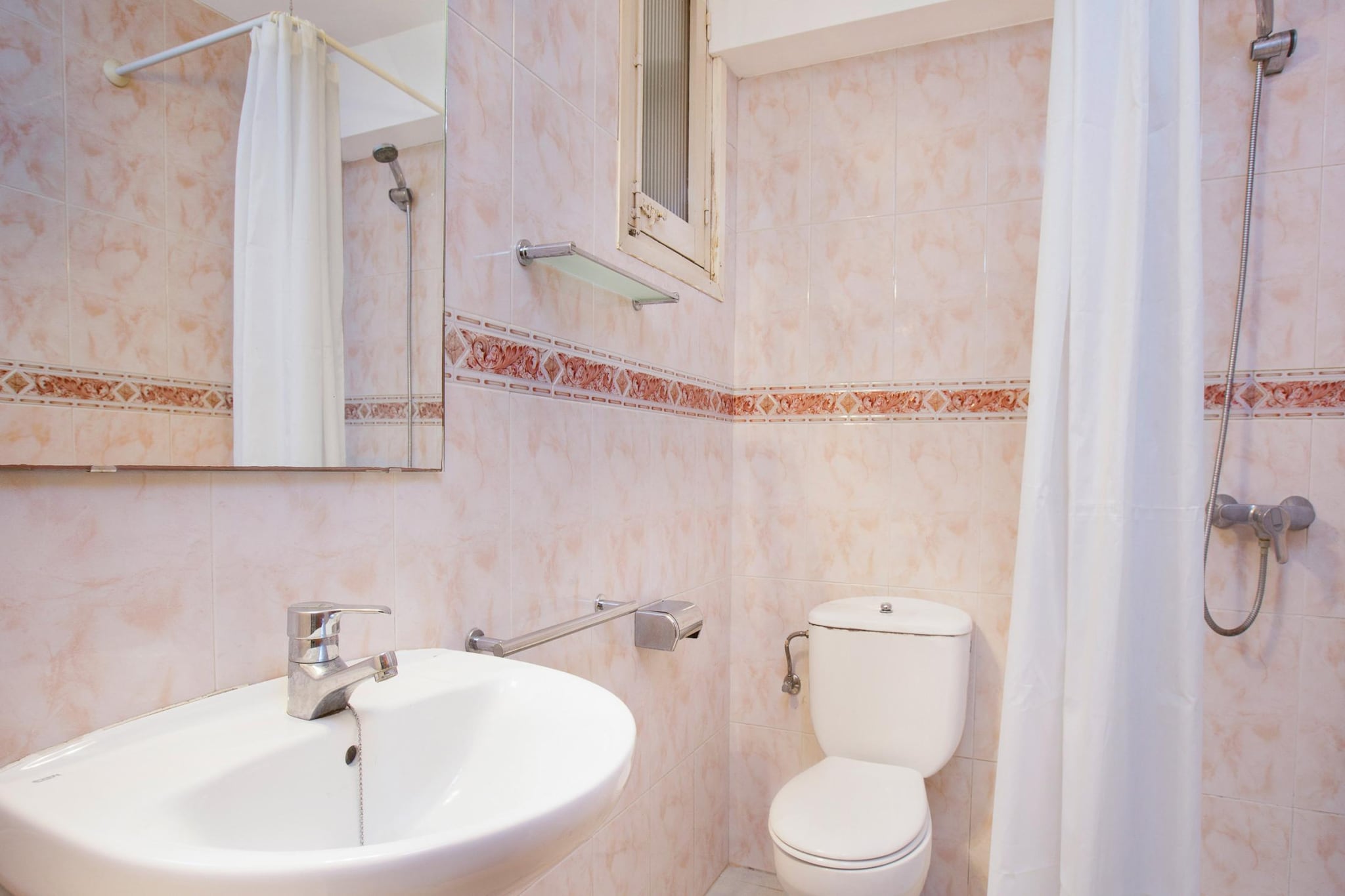 Pelegrins PL-Bathroom