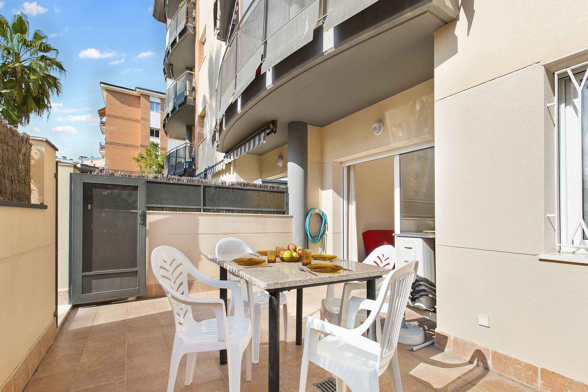 Port 53-Terrasse