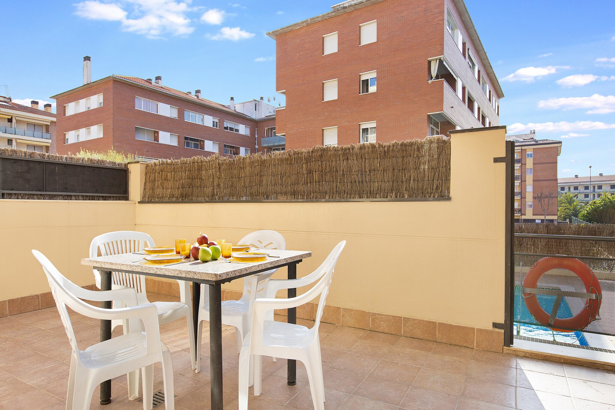 Port 53-Terrasse