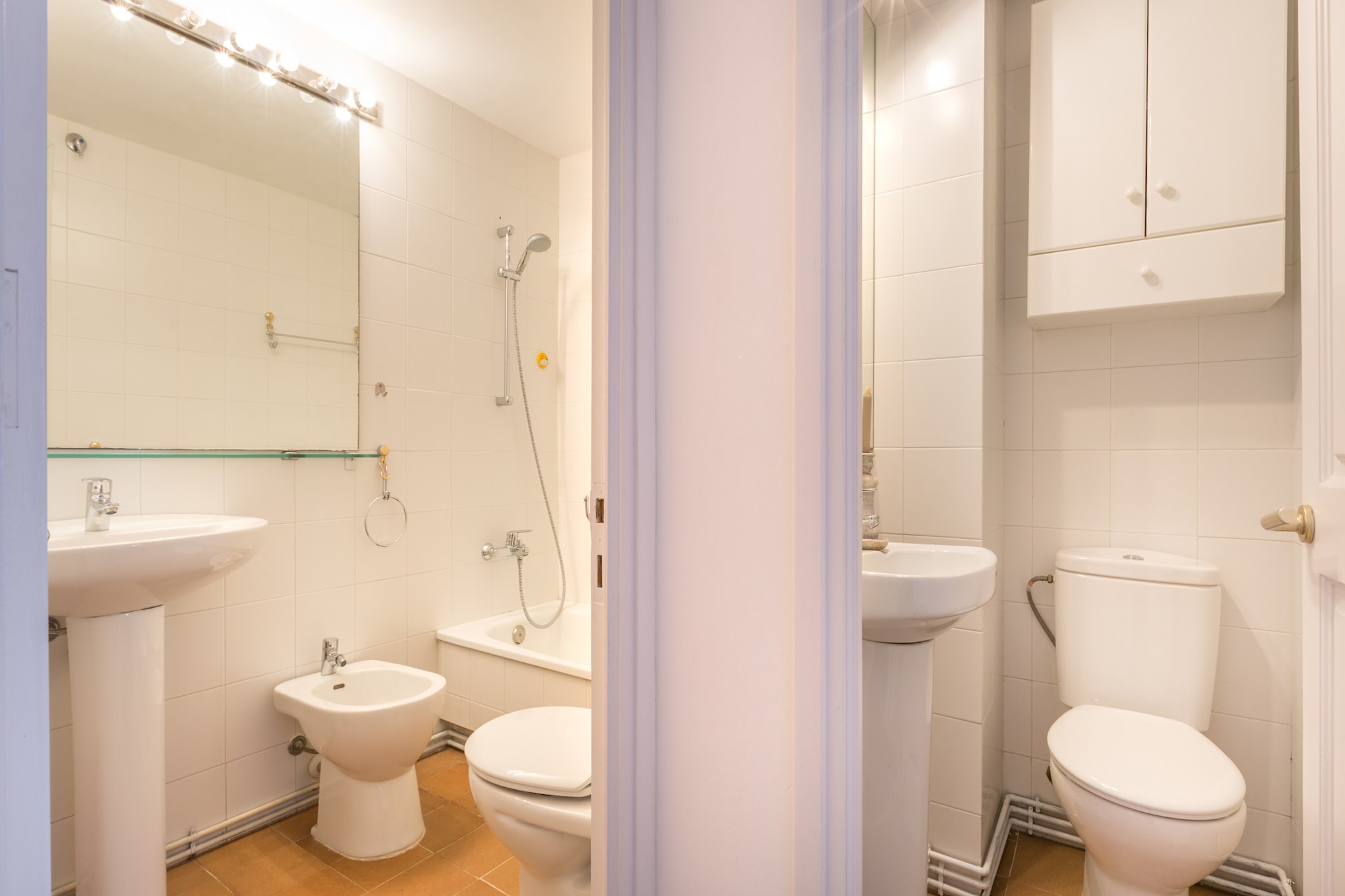 Sabine-Bathroom