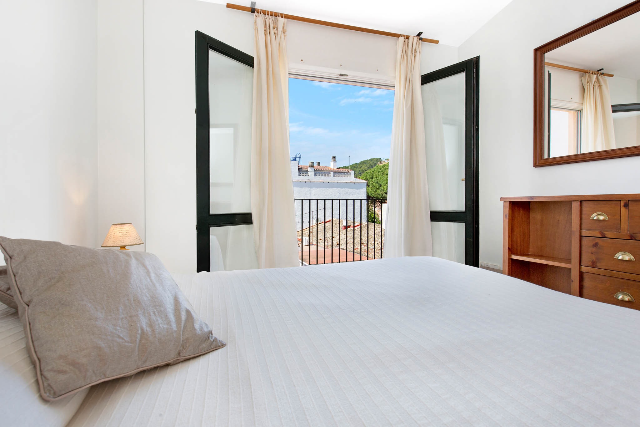 Sarrio-Bedroom