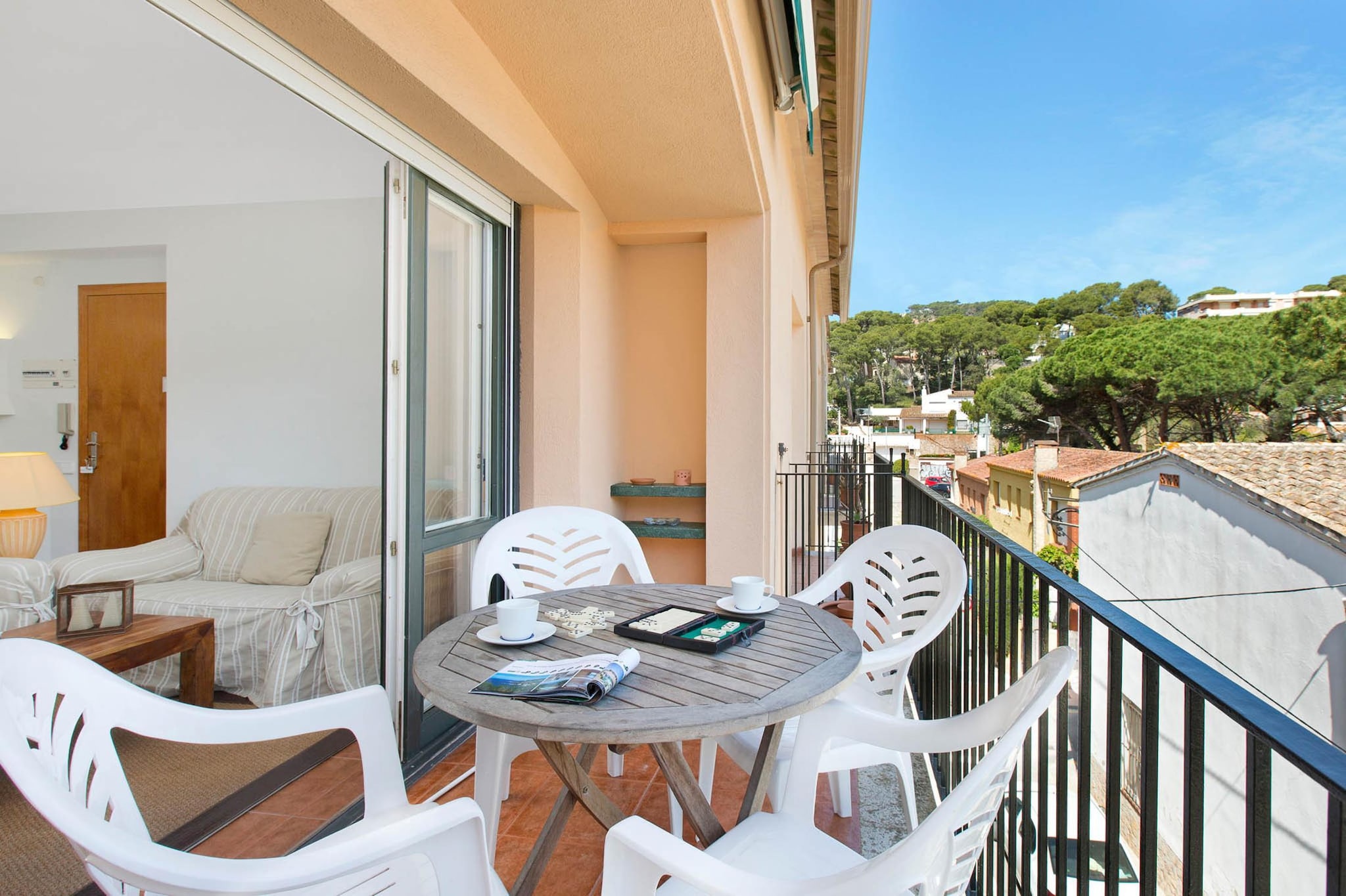 Sarrio-Terrace balcony