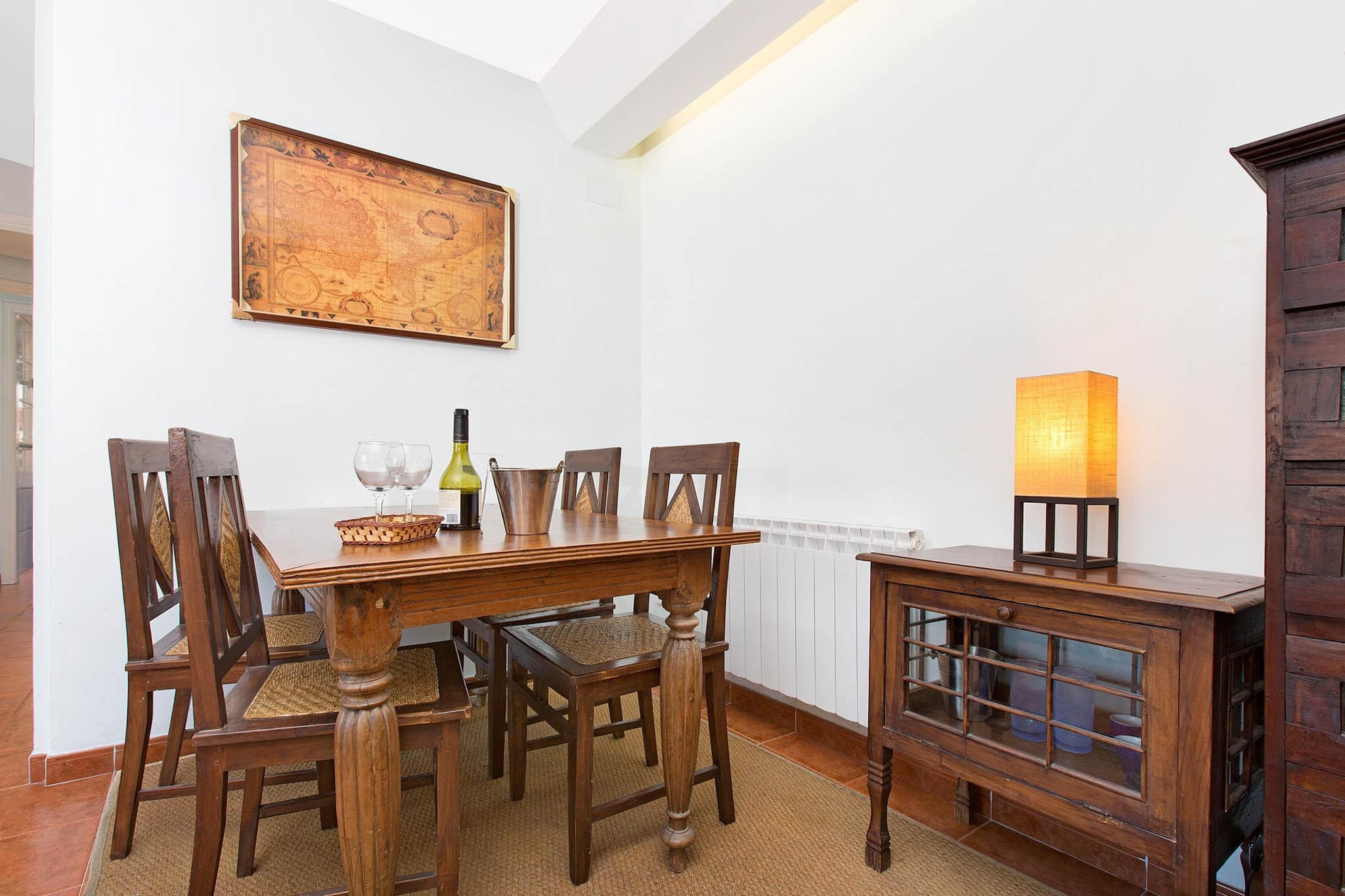 Sarrio-Dining room