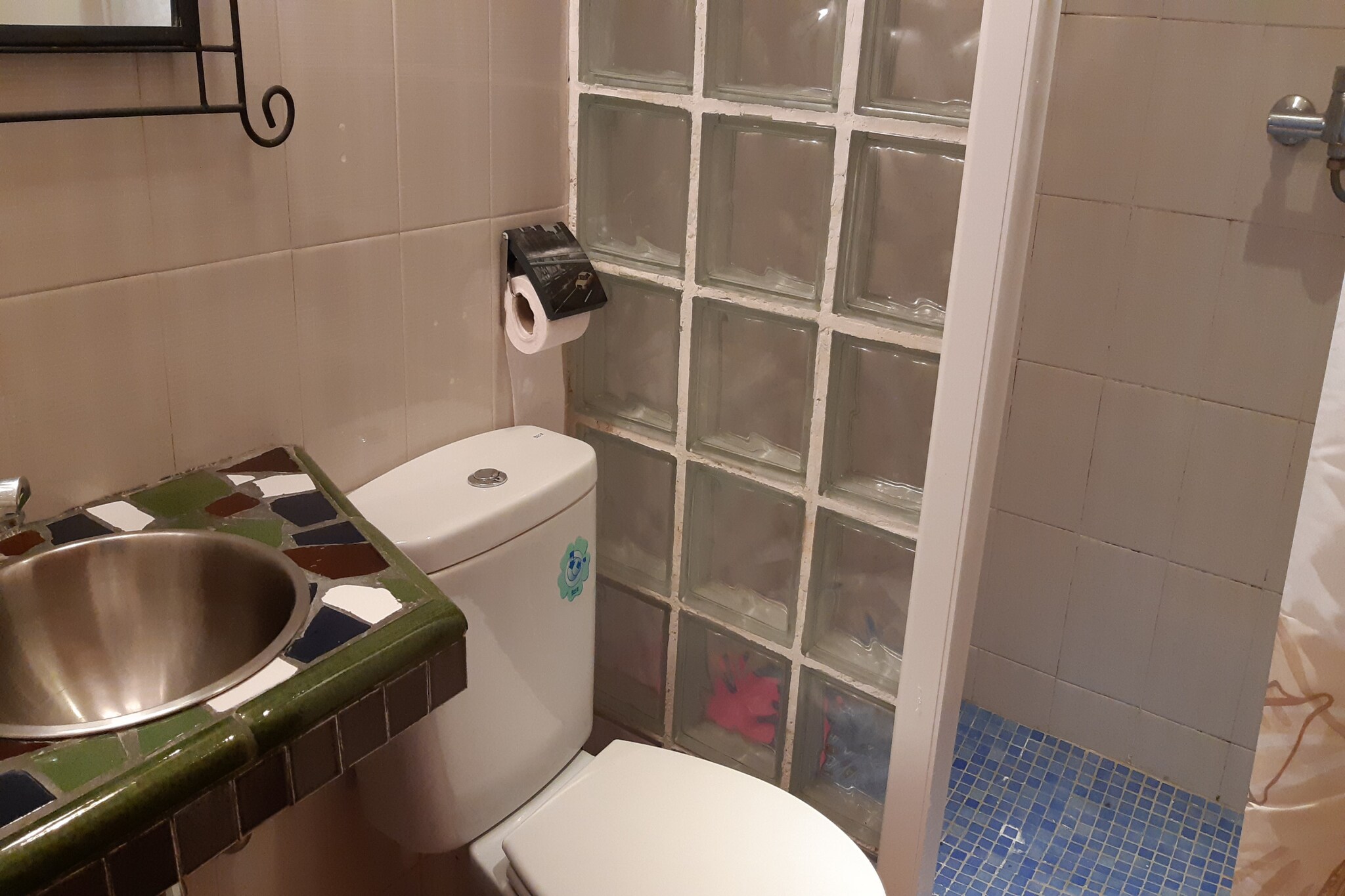 Senals-Bathroom