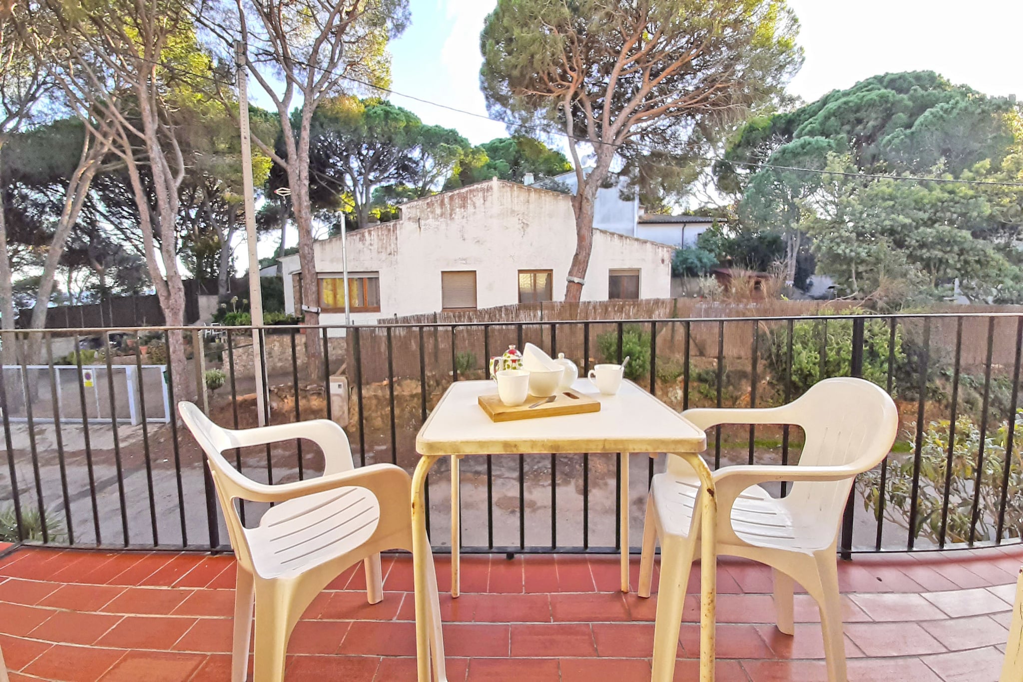 Ancora 06-Terrace balcony