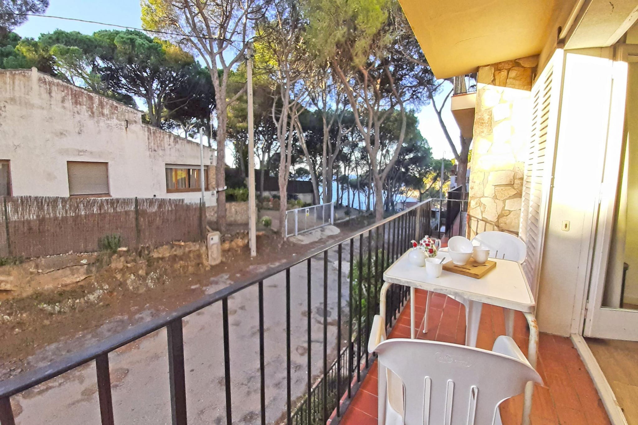 Ancora 06-Terrace balcony