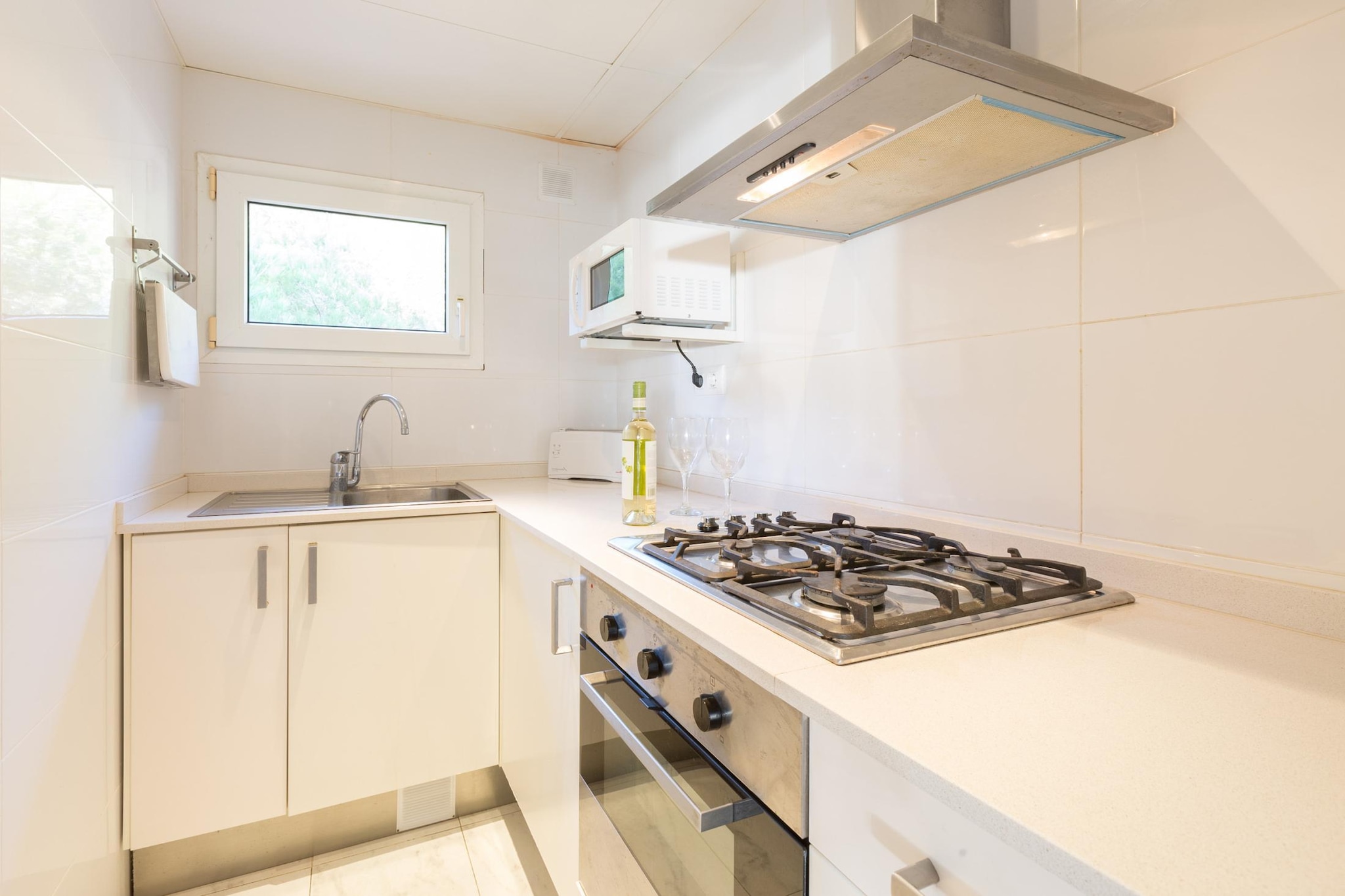 Ancora 06-Kitchen
