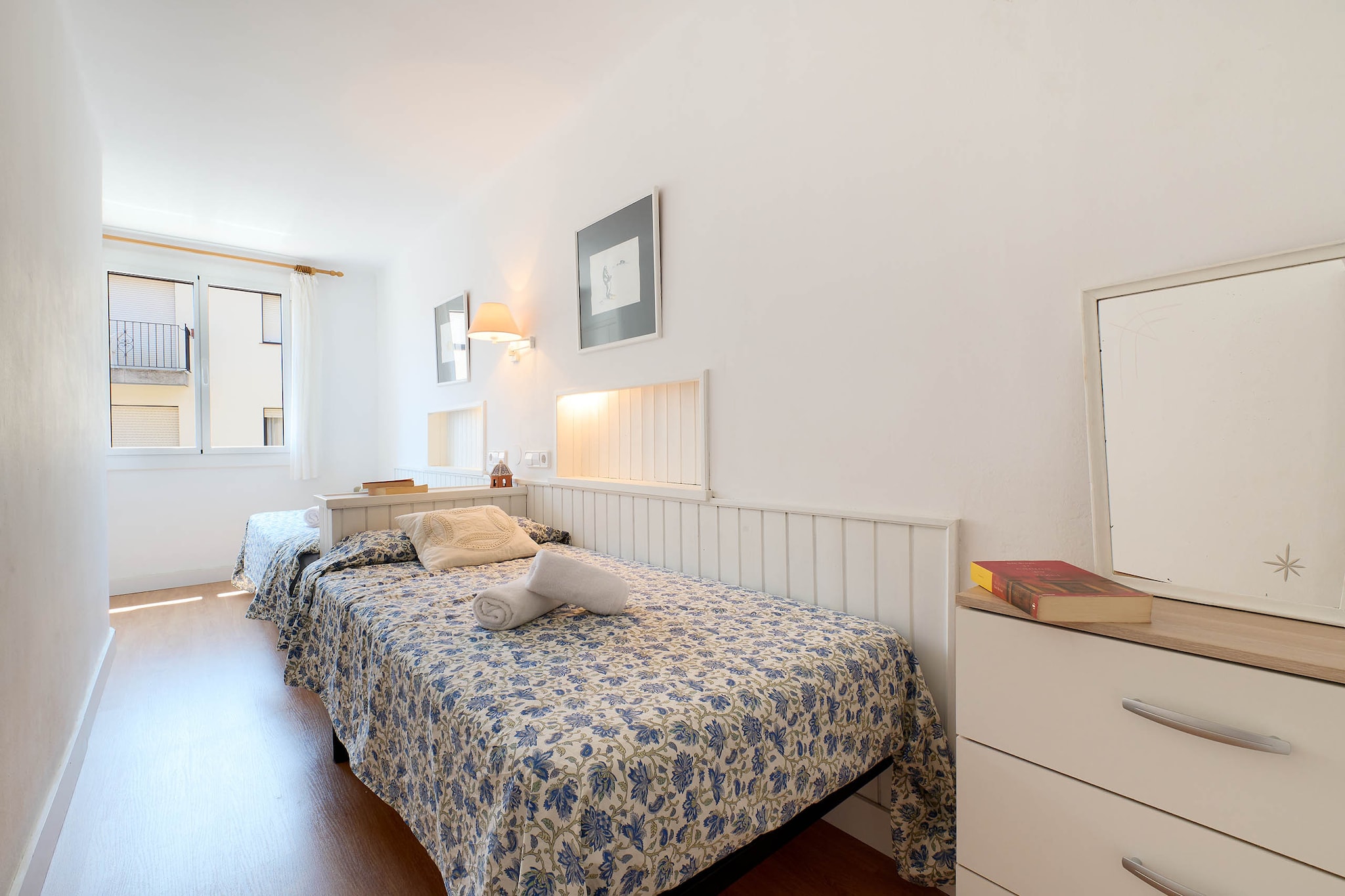 Llevant-Bedroom