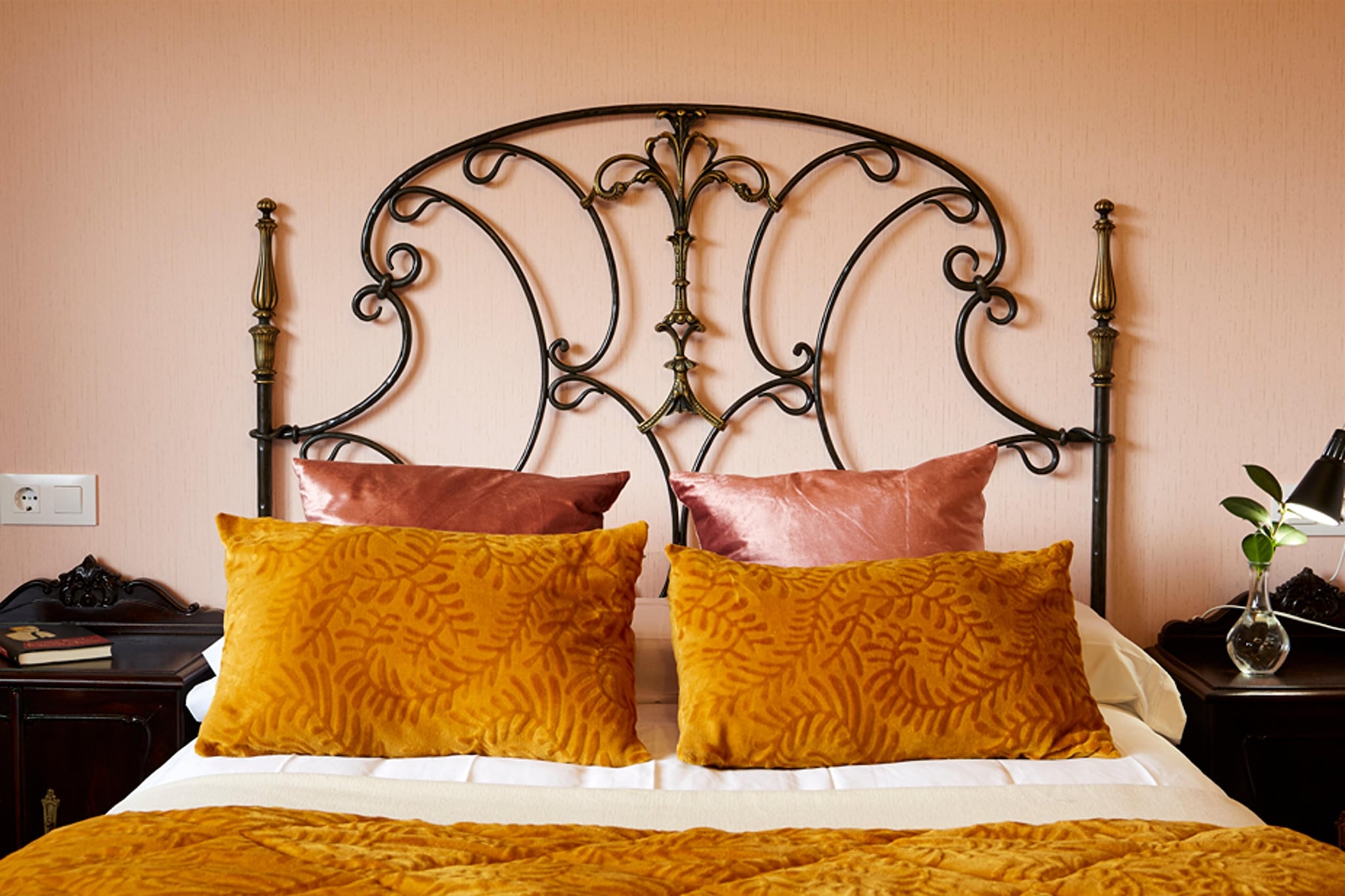 Bed Room